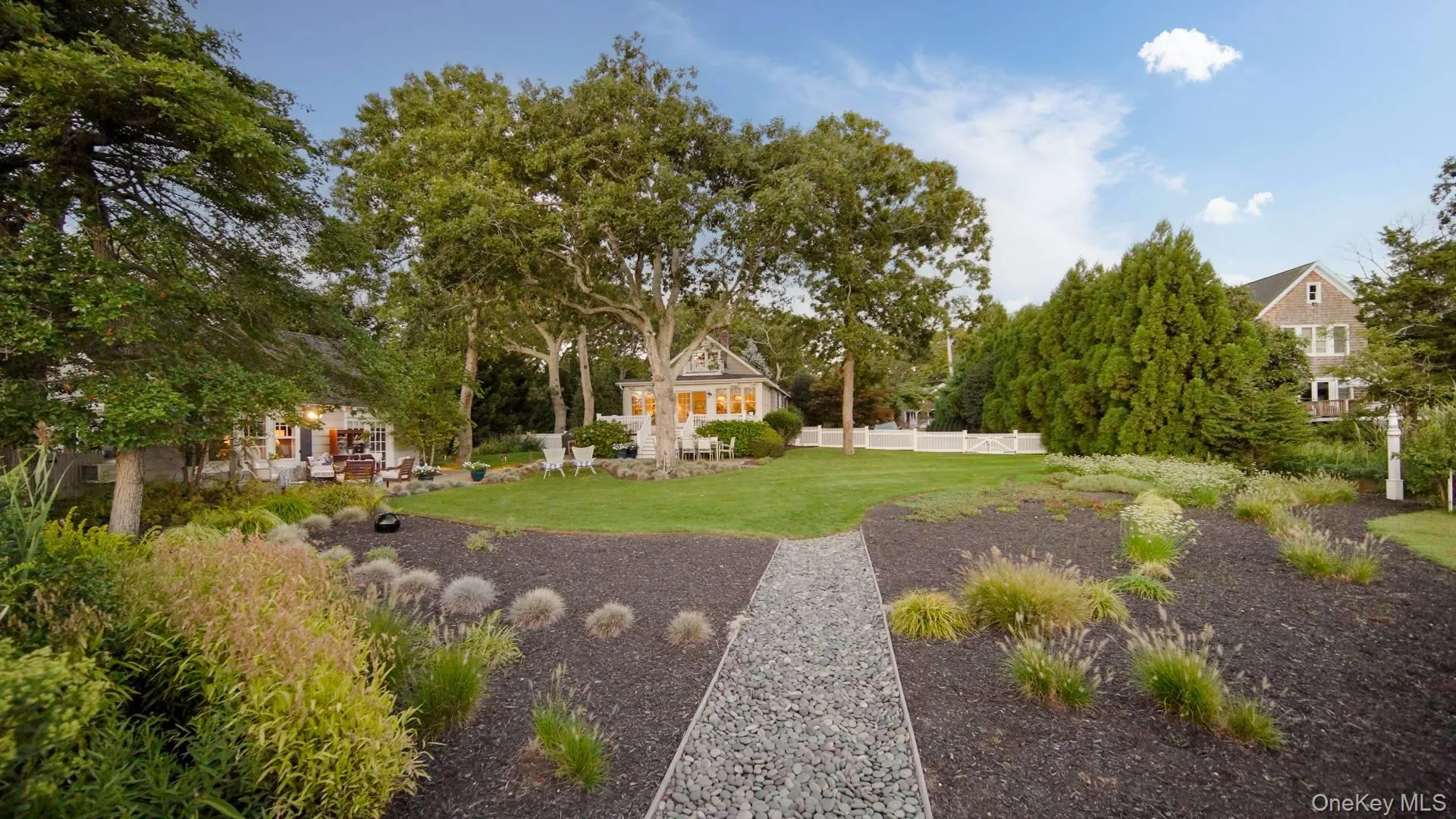 144 Springville Road, Southampton, NY, 3 Bedrooms Bedrooms, 9 Rooms Rooms,3 BathroomsBathrooms,Residential,For Rent,Springville,0,999700 144 Springville Road, Southampton, NY, 3 Bedrooms Bedrooms, 9 Rooms Rooms,3 BathroomsBathrooms,Residential,For Rent,Springville,0,999700