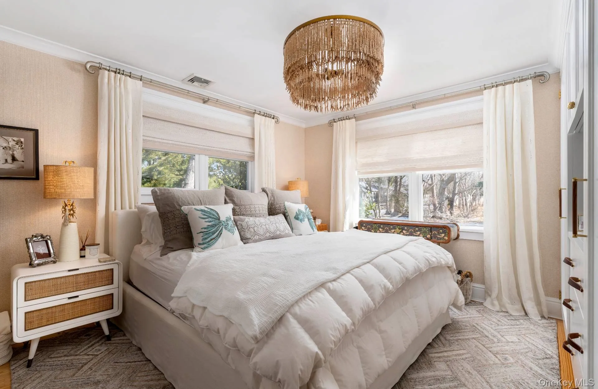 144 Springville Road, Southampton, NY, 3 Bedrooms Bedrooms, 9 Rooms Rooms,3 BathroomsBathrooms,Residential,For Rent,Springville,0,999700 144 Springville Road, Southampton, NY, 3 Bedrooms Bedrooms, 9 Rooms Rooms,3 BathroomsBathrooms,Residential,For Rent,Springville,0,999700