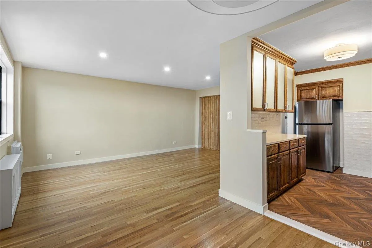 84-29 155 Avenue, New York, NY, 1 Bedroom Bedrooms, 4 Rooms Rooms,1 BathroomBathrooms,Residential Lease,For Rent,155,0,999708 84-29 155 Avenue, New York, NY, 1 Bedroom Bedrooms, 4 Rooms Rooms,1 BathroomBathrooms,Residential Lease,For Rent,155,0,999708