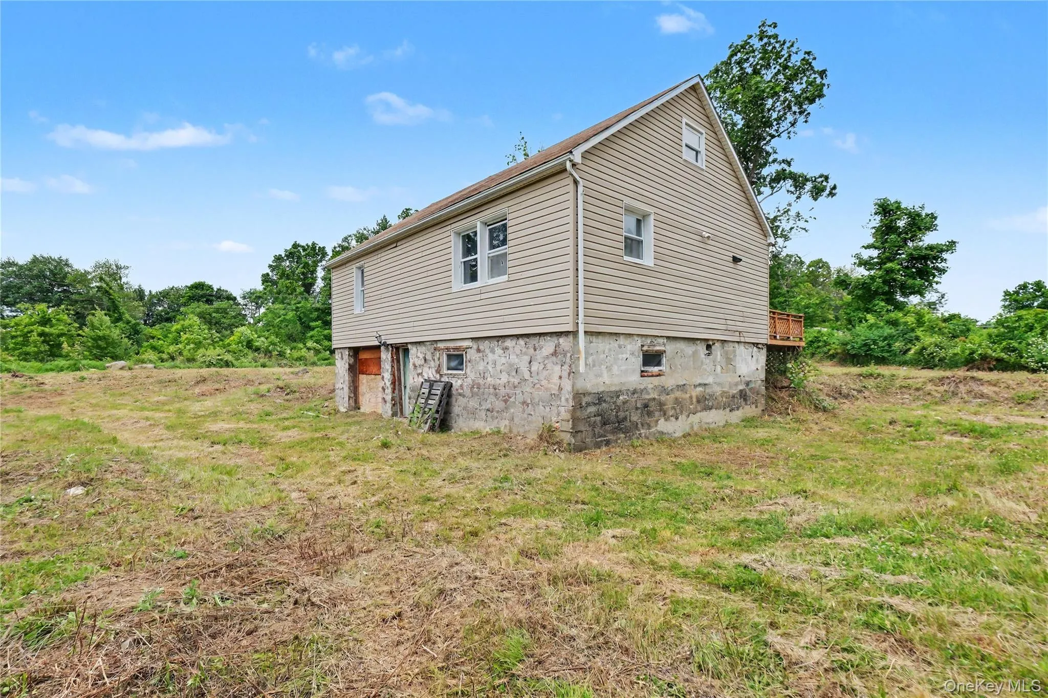 687 Whitley Lane, Lloyd, NY, 4 Bedrooms Bedrooms, 6 Rooms Rooms,1 BathroomBathrooms,Residential,For Rent,Whitley,0,999714 687 Whitley Lane, Lloyd, NY, 4 Bedrooms Bedrooms, 6 Rooms Rooms,1 BathroomBathrooms,Residential,For Rent,Whitley,0,999714