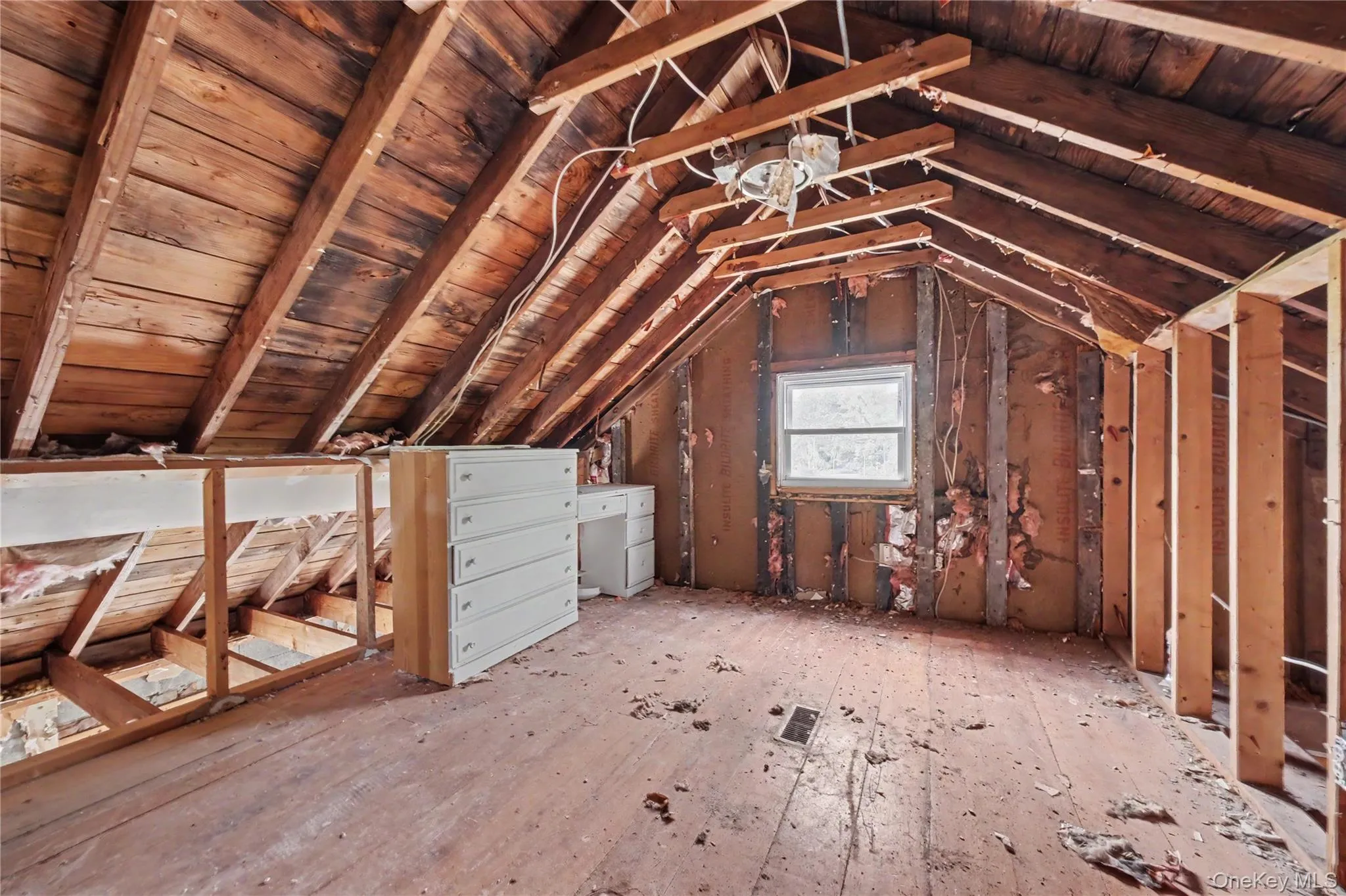 687 Whitley Lane, Lloyd, NY, 4 Bedrooms Bedrooms, 6 Rooms Rooms,1 BathroomBathrooms,Residential,For Rent,Whitley,0,999714 687 Whitley Lane, Lloyd, NY, 4 Bedrooms Bedrooms, 6 Rooms Rooms,1 BathroomBathrooms,Residential,For Rent,Whitley,0,999714