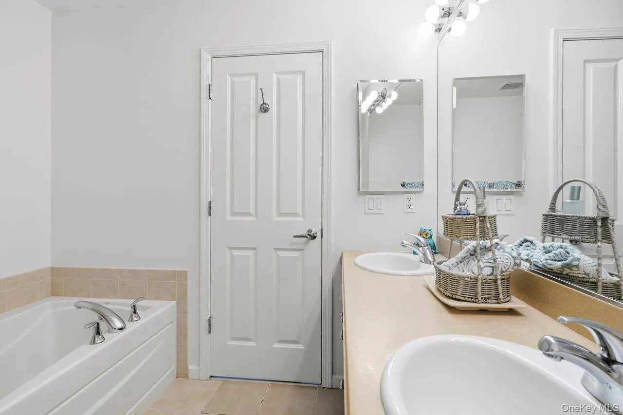324 Viewpoint Terrace, Peekskill, NY, 2 Bedrooms Bedrooms, 5 Rooms Rooms,2 BathroomsBathrooms,Residential,For Rent,Viewpoint,0,999719 324 Viewpoint Terrace, Peekskill, NY, 2 Bedrooms Bedrooms, 5 Rooms Rooms,2 BathroomsBathrooms,Residential,For Rent,Viewpoint,0,999719