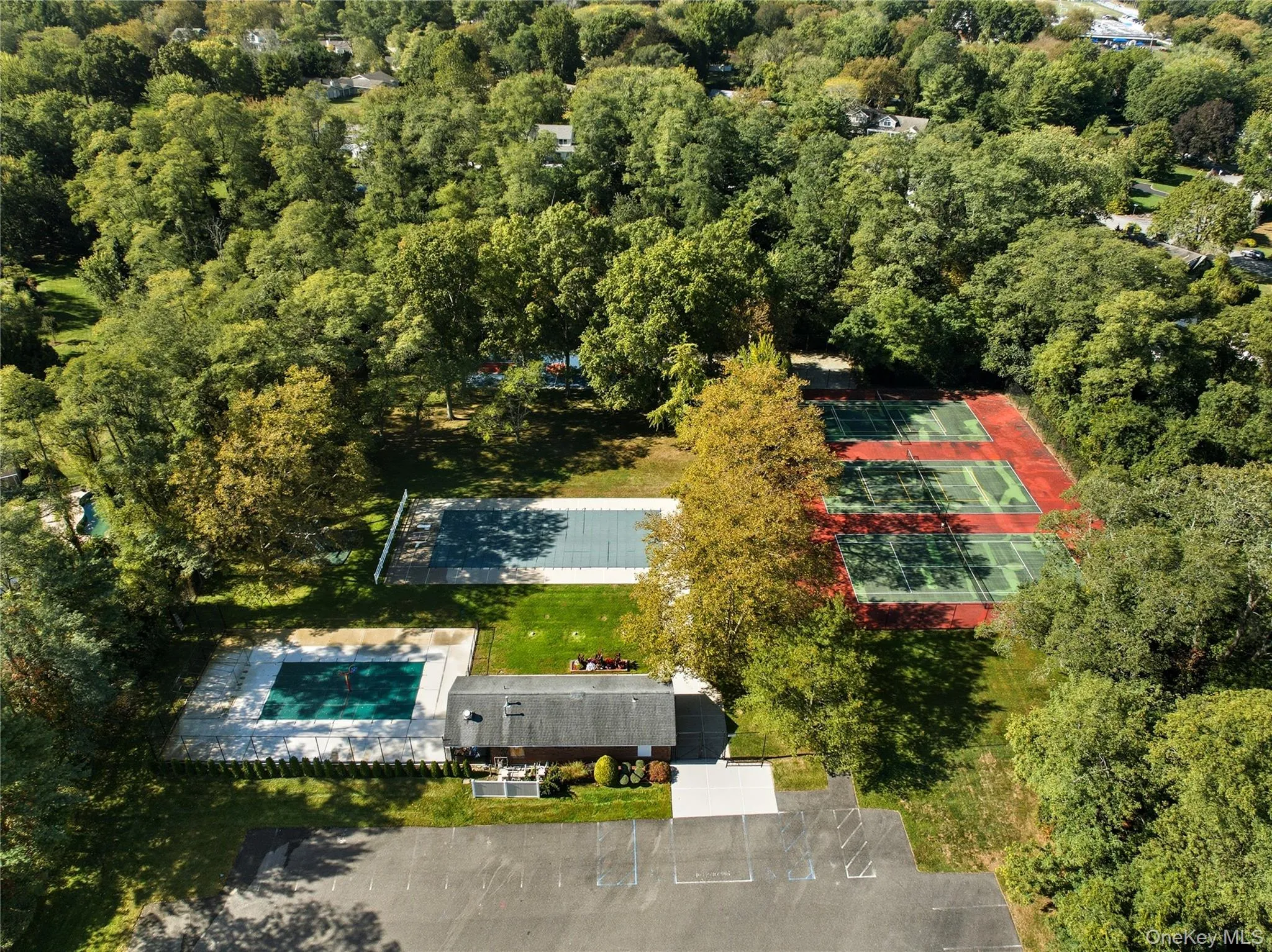 24 Thorngrove Lane, Huntington, NY, 5 Bedrooms Bedrooms, 8 Rooms Rooms,3 BathroomsBathrooms,Residential,For Rent,Thorngrove,0,KEY999724 24 Thorngrove Lane, Huntington, NY, 5 Bedrooms Bedrooms, 8 Rooms Rooms,3 BathroomsBathrooms,Residential,For Rent,Thorngrove,0,KEY999724