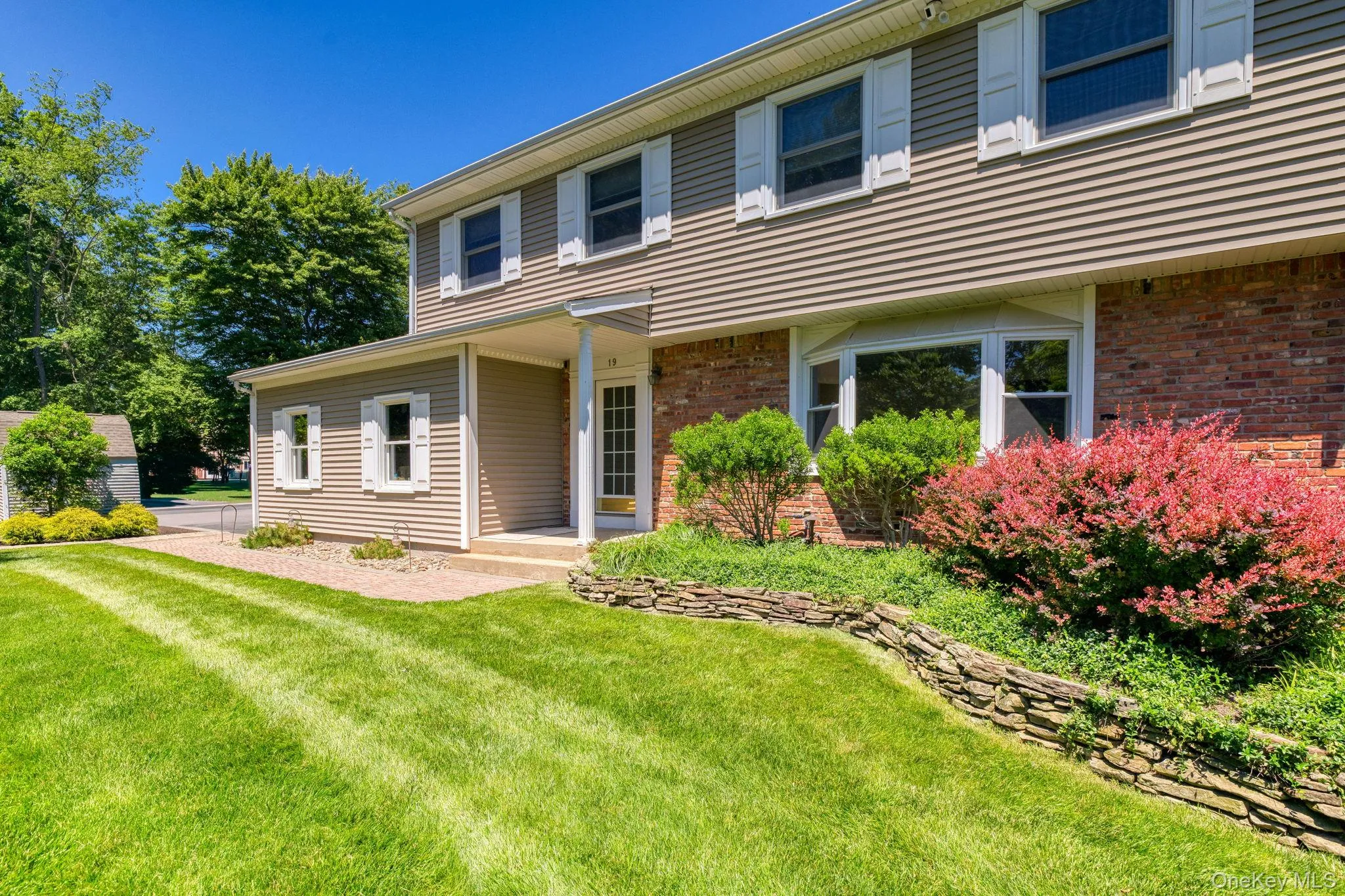 19 Glen Haven Drive, Clarkstown, NY, 4 Bedrooms Bedrooms, 8 Rooms Rooms,2 BathroomsBathrooms,Residential,For Rent,Glen Haven,0,999729 19 Glen Haven Drive, Clarkstown, NY, 4 Bedrooms Bedrooms, 8 Rooms Rooms,2 BathroomsBathrooms,Residential,For Rent,Glen Haven,0,999729