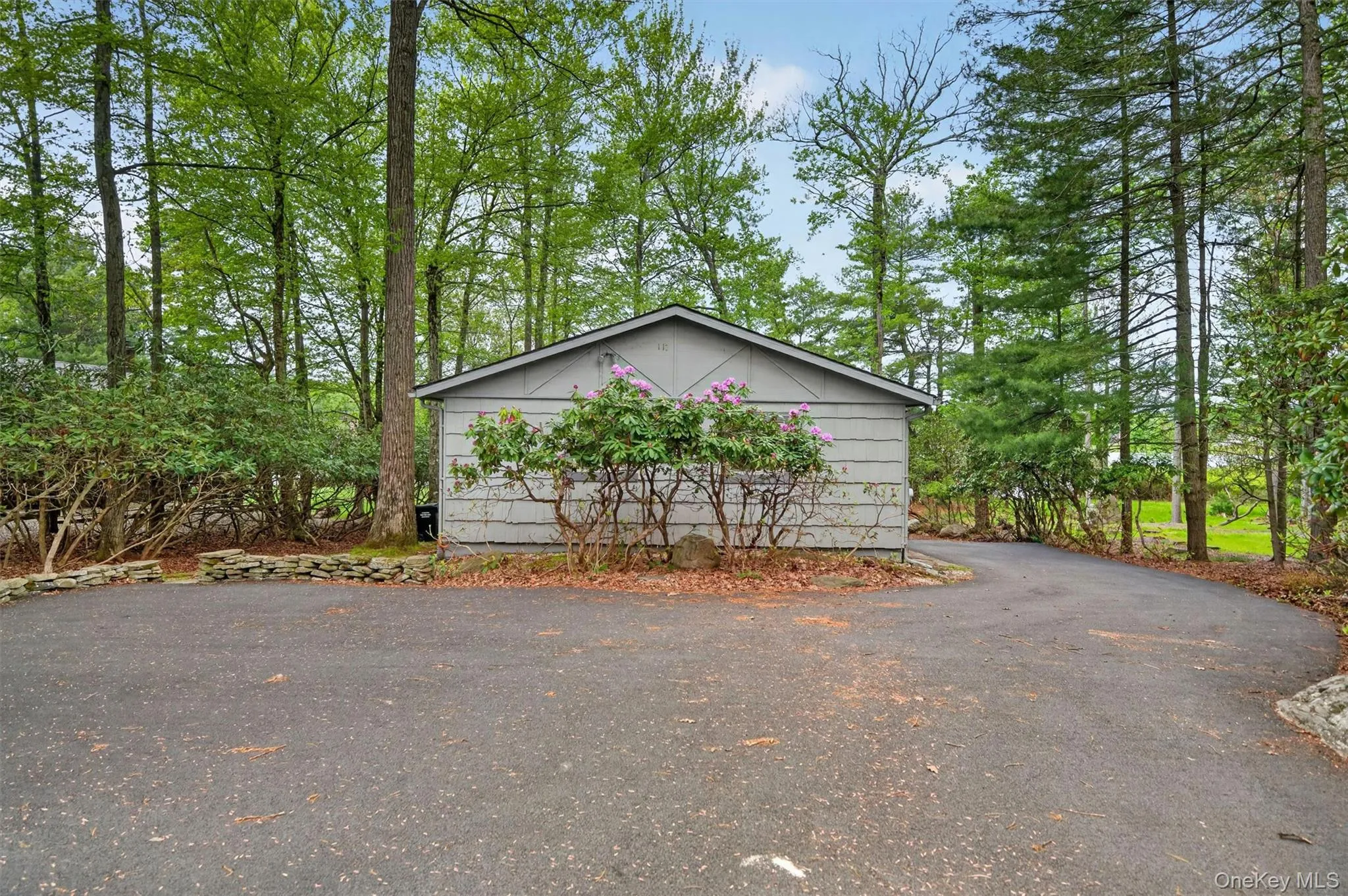 117 Lake Shore Drive, Thompson, NY, 2 Bedrooms Bedrooms, 7 Rooms Rooms,2 BathroomsBathrooms,Residential,For Rent,Lake Shore,0,999731 117 Lake Shore Drive, Thompson, NY, 2 Bedrooms Bedrooms, 7 Rooms Rooms,2 BathroomsBathrooms,Residential,For Rent,Lake Shore,0,999731