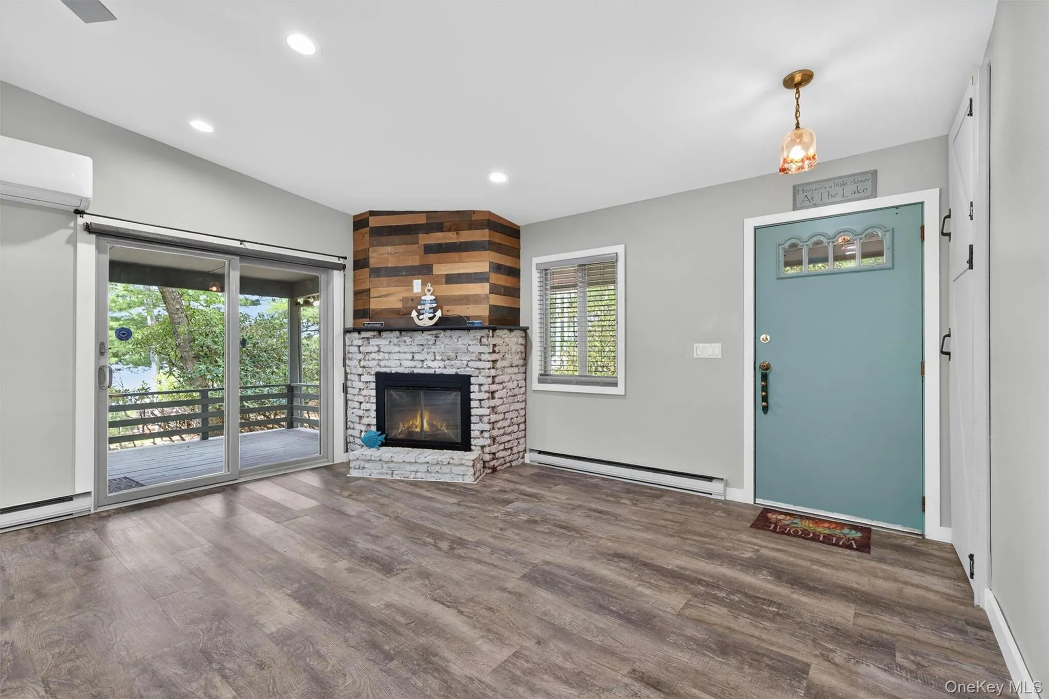 117 Lake Shore Drive, Thompson, NY, 2 Bedrooms Bedrooms, 7 Rooms Rooms,2 BathroomsBathrooms,Residential,For Rent,Lake Shore,0,999731 117 Lake Shore Drive, Thompson, NY, 2 Bedrooms Bedrooms, 7 Rooms Rooms,2 BathroomsBathrooms,Residential,For Rent,Lake Shore,0,999731