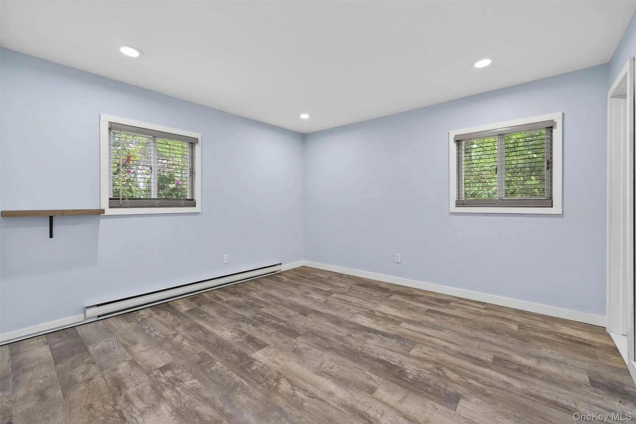 117 Lake Shore Drive, Thompson, NY, 2 Bedrooms Bedrooms, 7 Rooms Rooms,2 BathroomsBathrooms,Residential,For Rent,Lake Shore,0,999731 117 Lake Shore Drive, Thompson, NY, 2 Bedrooms Bedrooms, 7 Rooms Rooms,2 BathroomsBathrooms,Residential,For Rent,Lake Shore,0,999731