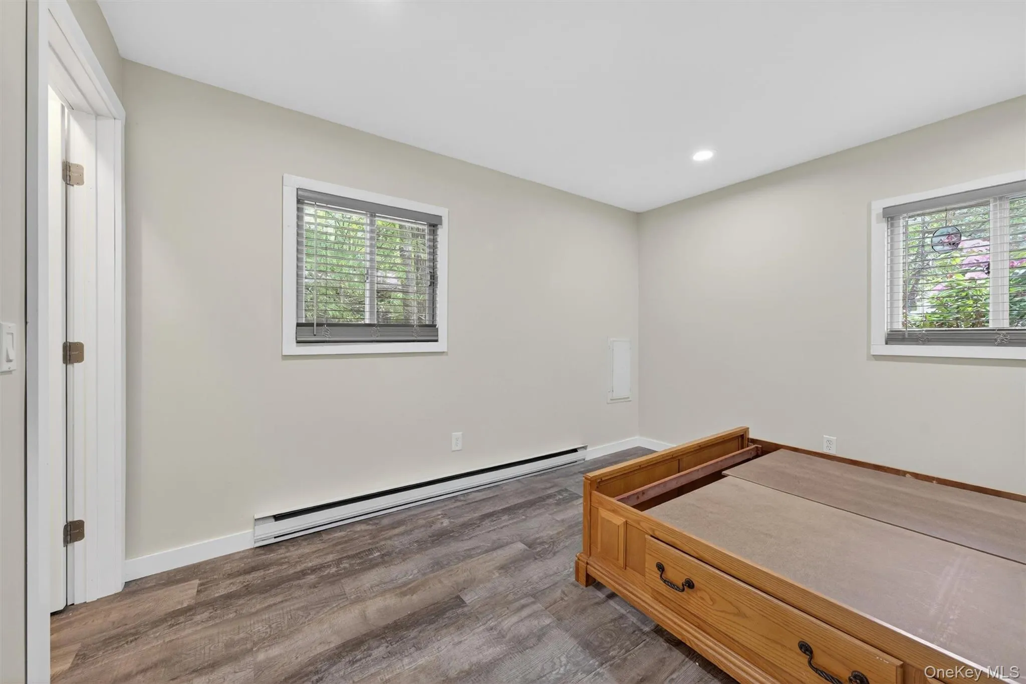 117 Lake Shore Drive, Thompson, NY, 2 Bedrooms Bedrooms, 7 Rooms Rooms,2 BathroomsBathrooms,Residential,For Rent,Lake Shore,0,999731 117 Lake Shore Drive, Thompson, NY, 2 Bedrooms Bedrooms, 7 Rooms Rooms,2 BathroomsBathrooms,Residential,For Rent,Lake Shore,0,999731