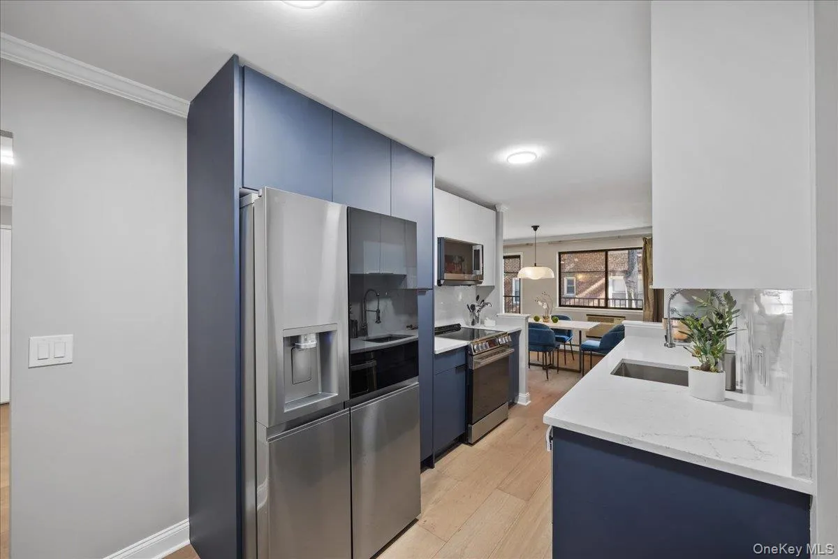 107 Broadway, White Plains, NY, 2 Bedrooms Bedrooms, 7 Rooms Rooms,2 BathroomsBathrooms,Residential,For Rent,Broadway,0,999735 107 Broadway, White Plains, NY, 2 Bedrooms Bedrooms, 7 Rooms Rooms,2 BathroomsBathrooms,Residential,For Rent,Broadway,0,999735