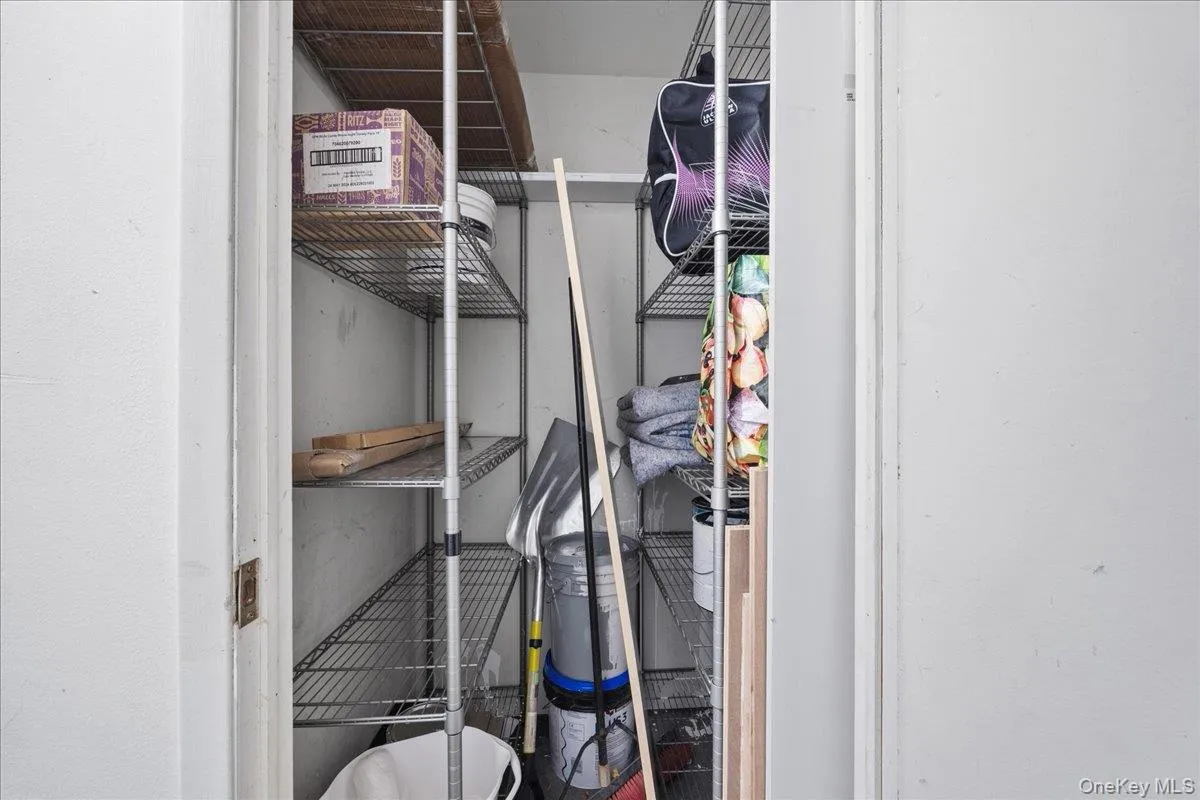107 Broadway, White Plains, NY, 2 Bedrooms Bedrooms, 7 Rooms Rooms,2 BathroomsBathrooms,Residential,For Rent,Broadway,0,999735 107 Broadway, White Plains, NY, 2 Bedrooms Bedrooms, 7 Rooms Rooms,2 BathroomsBathrooms,Residential,For Rent,Broadway,0,999735