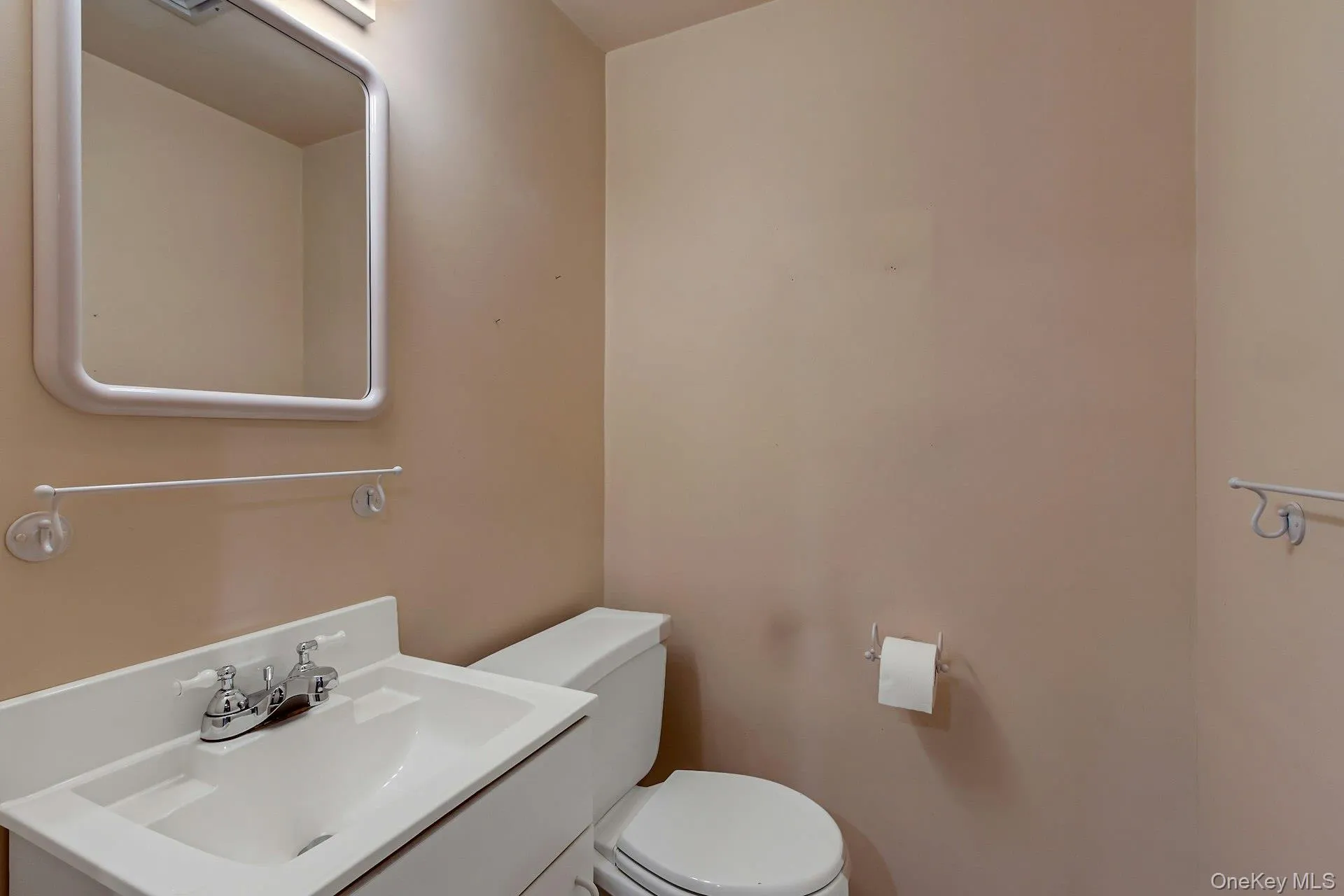 8 Village Gate Way, Orangetown, NY, 2 Bedrooms Bedrooms, 6 Rooms Rooms,3 BathroomsBathrooms,Residential,For Rent,Village Gate,0,999736 8 Village Gate Way, Orangetown, NY, 2 Bedrooms Bedrooms, 6 Rooms Rooms,3 BathroomsBathrooms,Residential,For Rent,Village Gate,0,999736