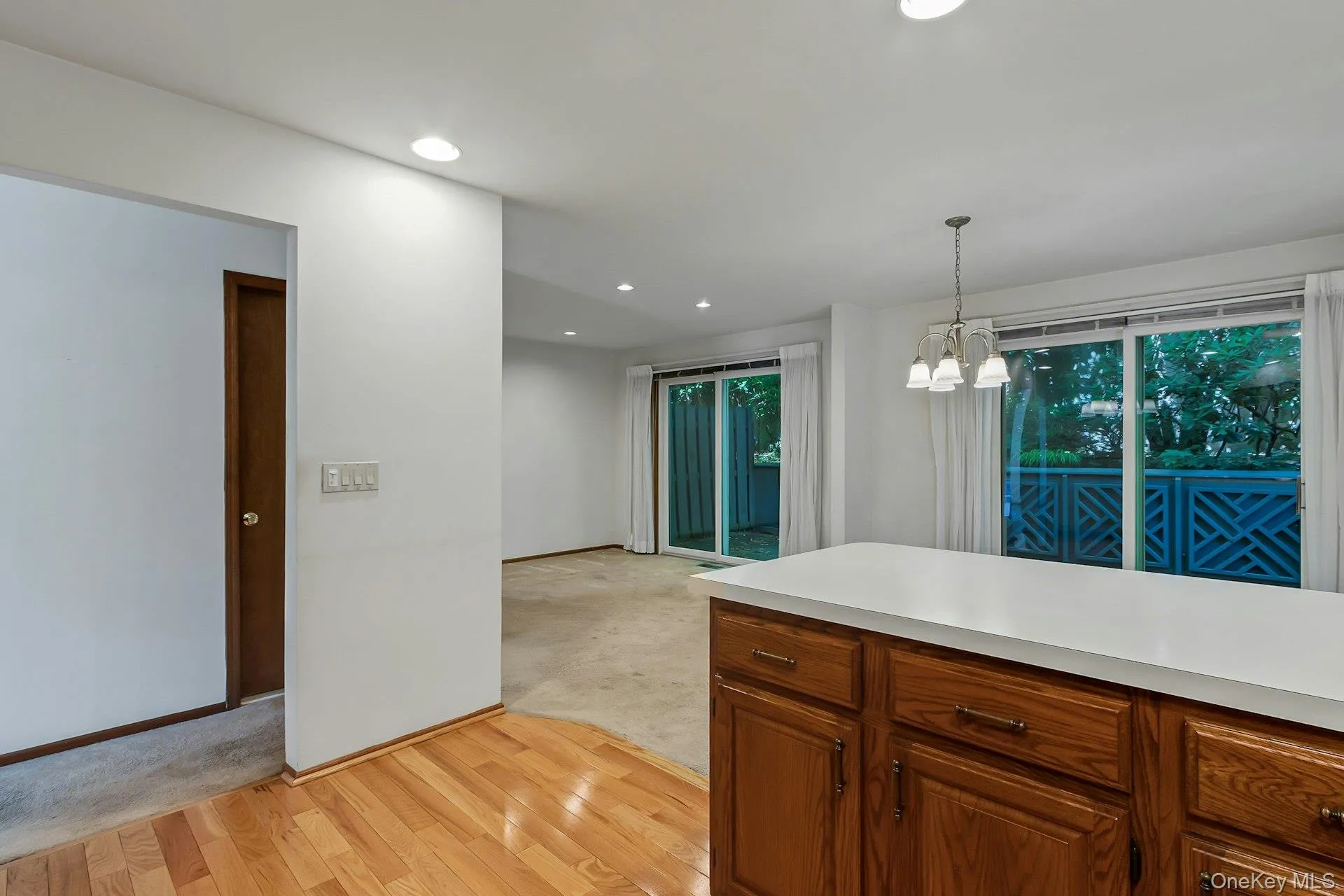 8 Village Gate Way, Orangetown, NY, 2 Bedrooms Bedrooms, 6 Rooms Rooms,3 BathroomsBathrooms,Residential,For Rent,Village Gate,0,999736 8 Village Gate Way, Orangetown, NY, 2 Bedrooms Bedrooms, 6 Rooms Rooms,3 BathroomsBathrooms,Residential,For Rent,Village Gate,0,999736