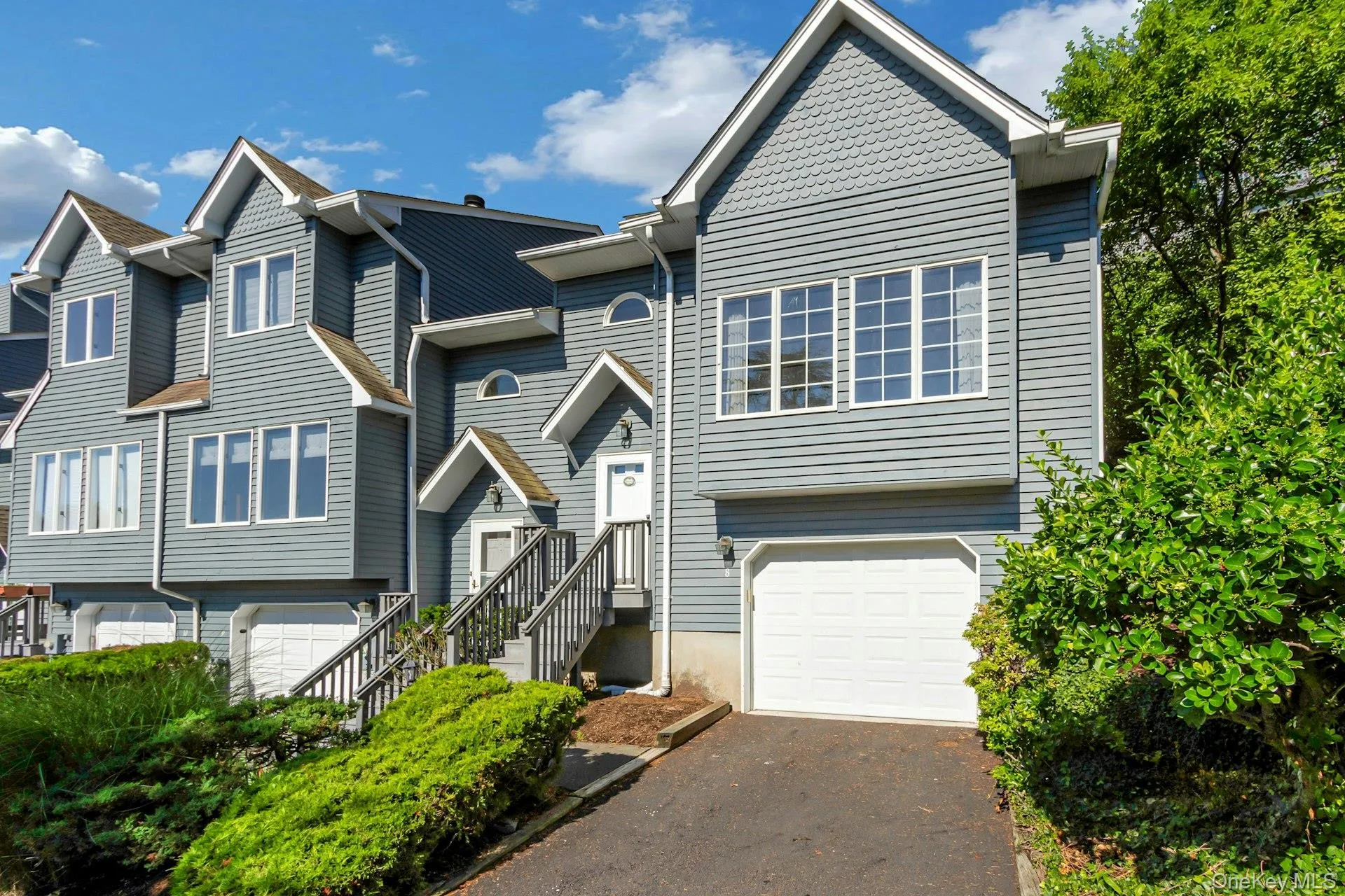 8 Village Gate Way, Orangetown, NY, 2 Bedrooms Bedrooms, 6 Rooms Rooms,3 BathroomsBathrooms,Residential,For Rent,Village Gate,0,999736 8 Village Gate Way, Orangetown, NY, 2 Bedrooms Bedrooms, 6 Rooms Rooms,3 BathroomsBathrooms,Residential,For Rent,Village Gate,0,999736