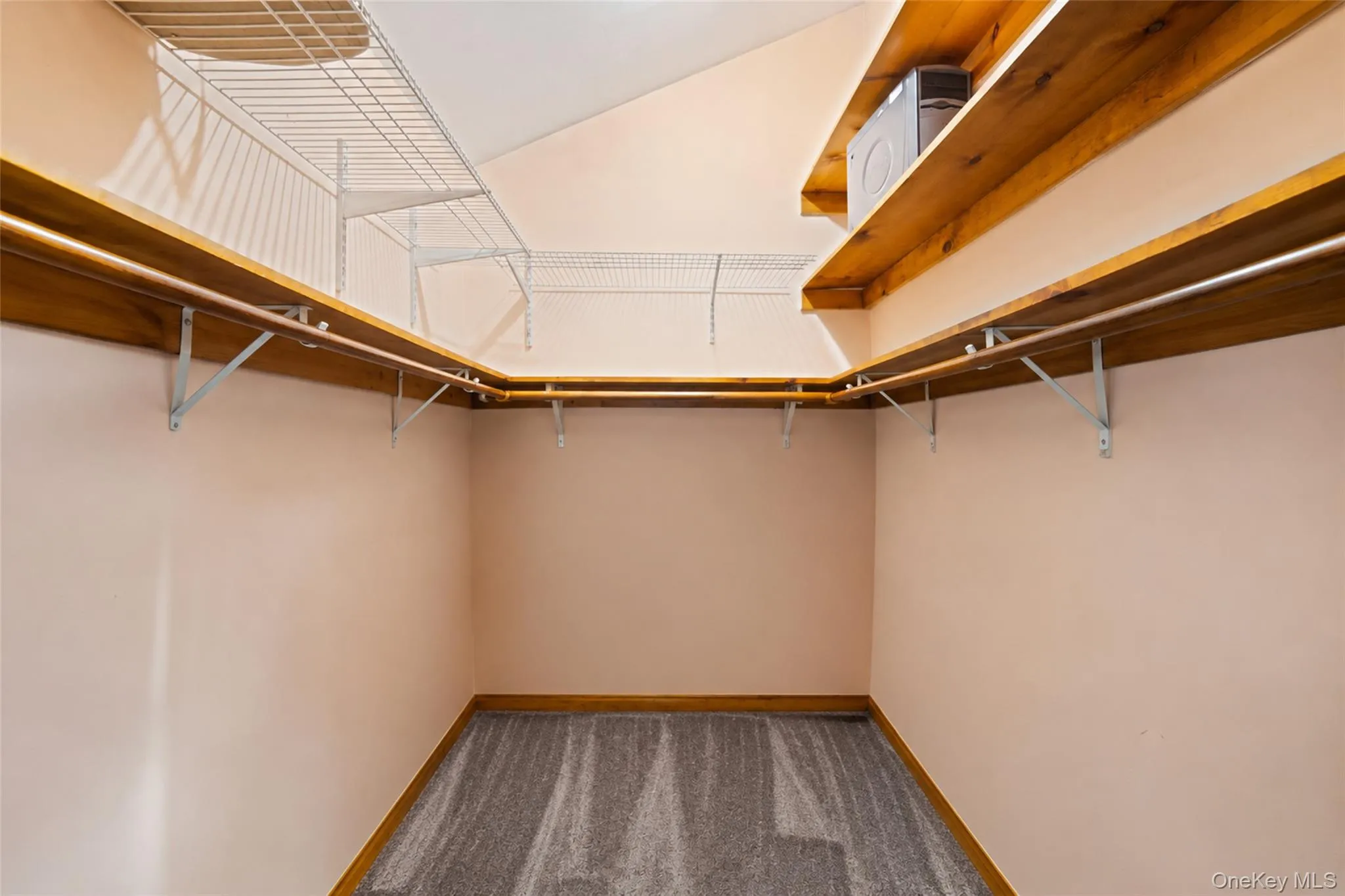 1333 Boston Avenue, Islip, NY, 3 Bedrooms Bedrooms, 7 Rooms Rooms,2 BathroomsBathrooms,Residential,For Rent,Boston,0,999745 1333 Boston Avenue, Islip, NY, 3 Bedrooms Bedrooms, 7 Rooms Rooms,2 BathroomsBathrooms,Residential,For Rent,Boston,0,999745