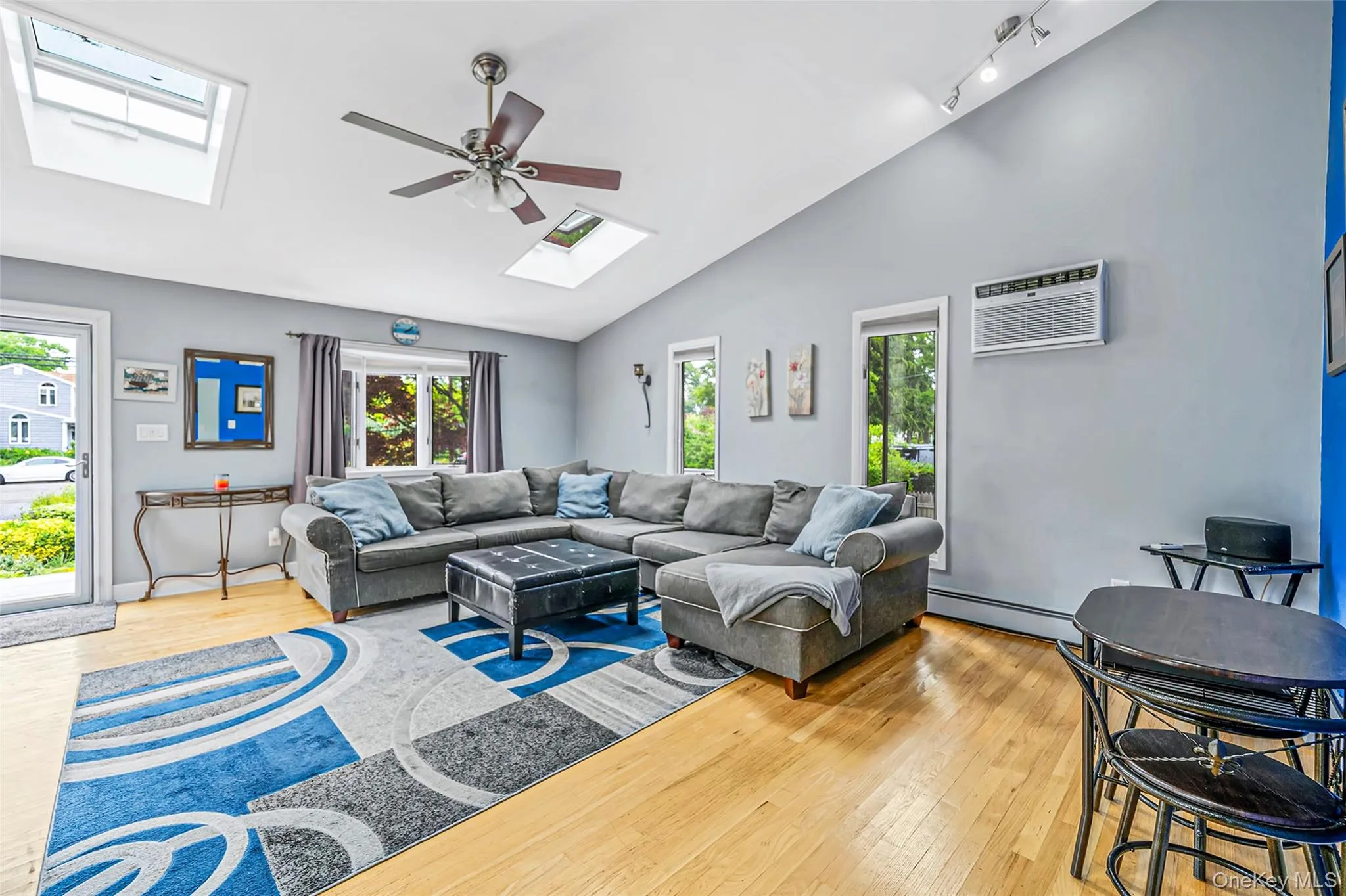 1333 Boston Avenue, Islip, NY, 3 Bedrooms Bedrooms, 7 Rooms Rooms,2 BathroomsBathrooms,Residential,For Rent,Boston,0,999745 1333 Boston Avenue, Islip, NY, 3 Bedrooms Bedrooms, 7 Rooms Rooms,2 BathroomsBathrooms,Residential,For Rent,Boston,0,999745