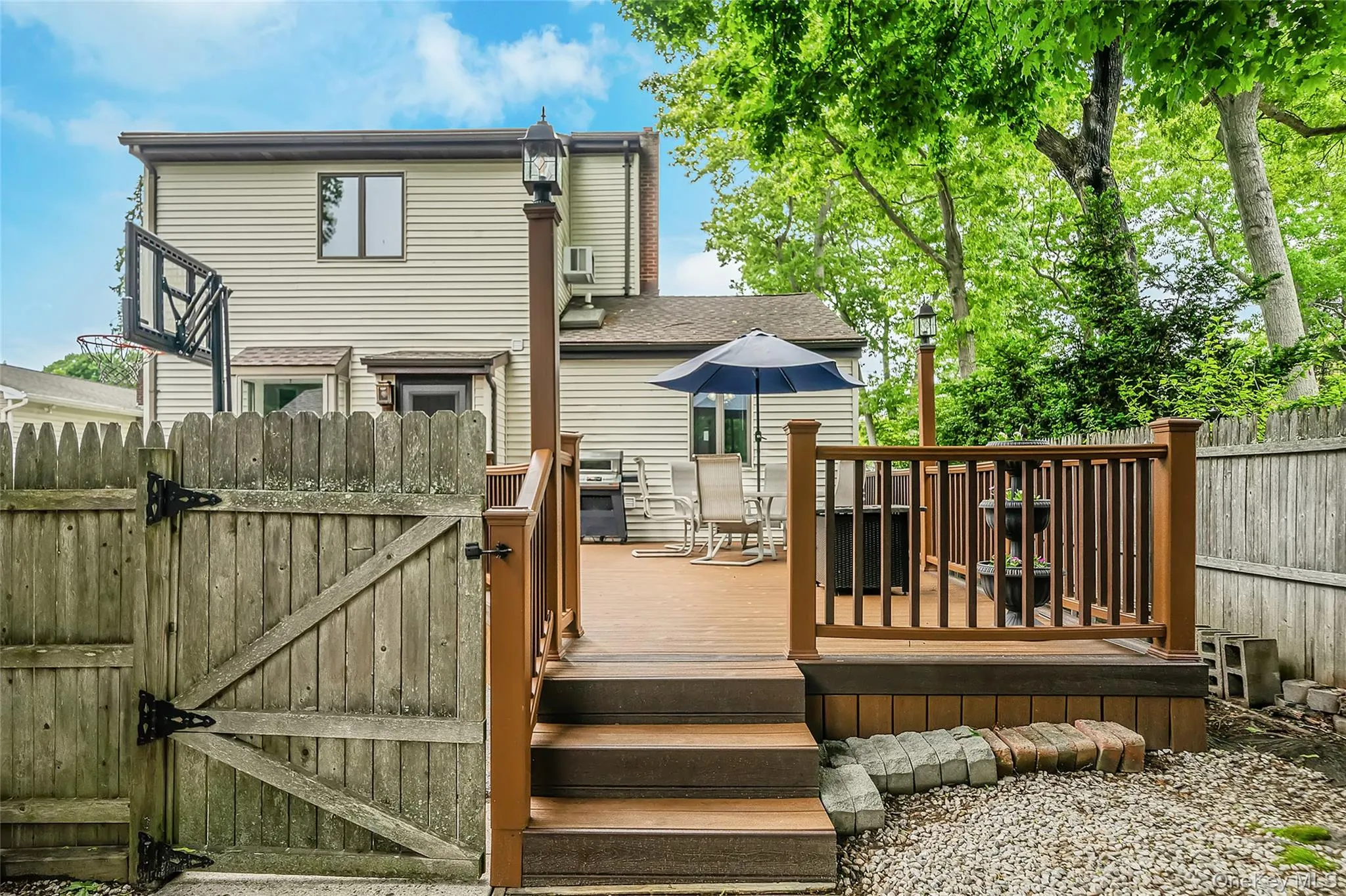 1333 Boston Avenue, Islip, NY, 3 Bedrooms Bedrooms, 7 Rooms Rooms,2 BathroomsBathrooms,Residential,For Rent,Boston,0,999745 1333 Boston Avenue, Islip, NY, 3 Bedrooms Bedrooms, 7 Rooms Rooms,2 BathroomsBathrooms,Residential,For Rent,Boston,0,999745