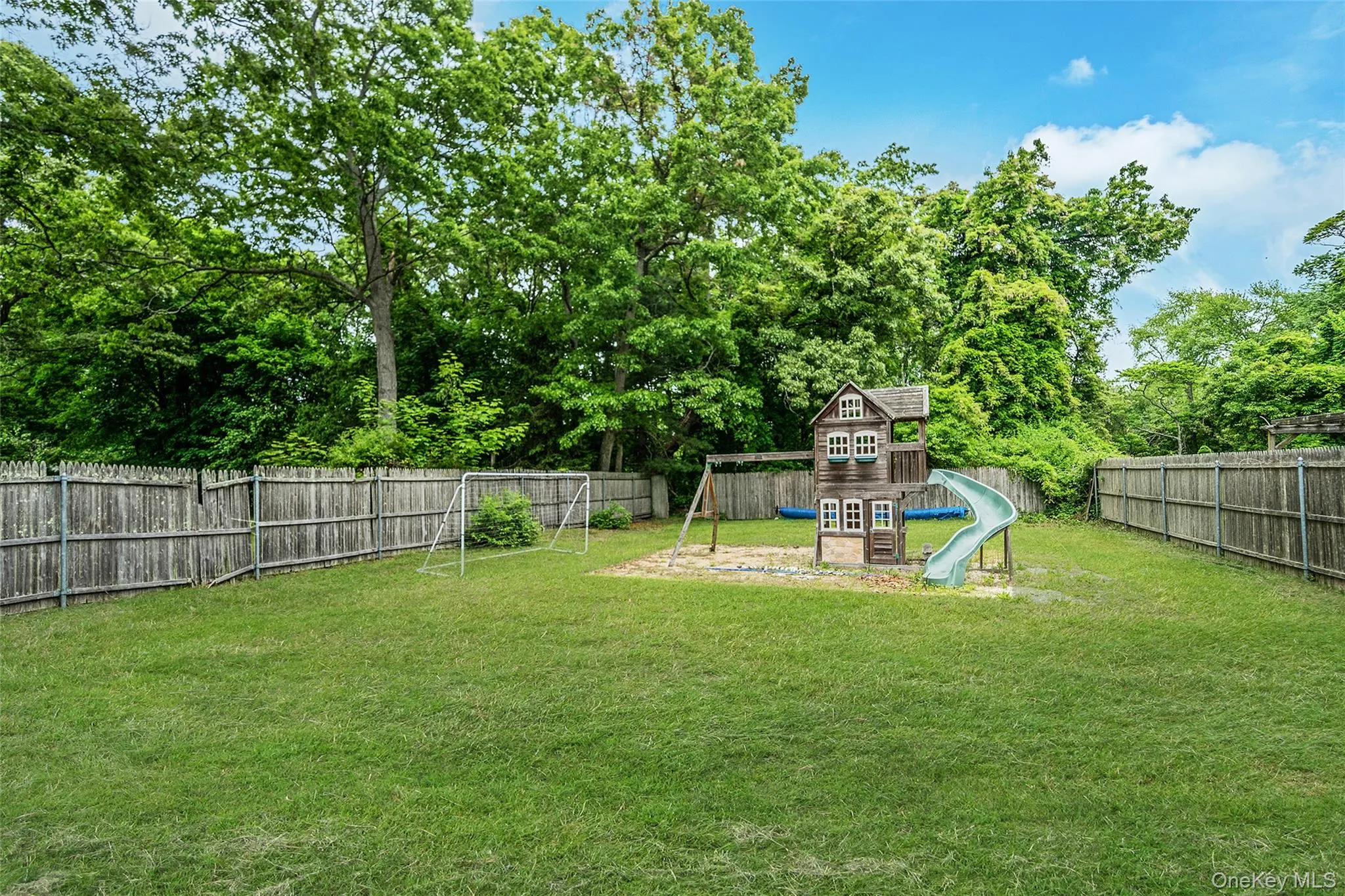 1333 Boston Avenue, Islip, NY, 3 Bedrooms Bedrooms, 7 Rooms Rooms,2 BathroomsBathrooms,Residential,For Rent,Boston,0,999745 1333 Boston Avenue, Islip, NY, 3 Bedrooms Bedrooms, 7 Rooms Rooms,2 BathroomsBathrooms,Residential,For Rent,Boston,0,999745