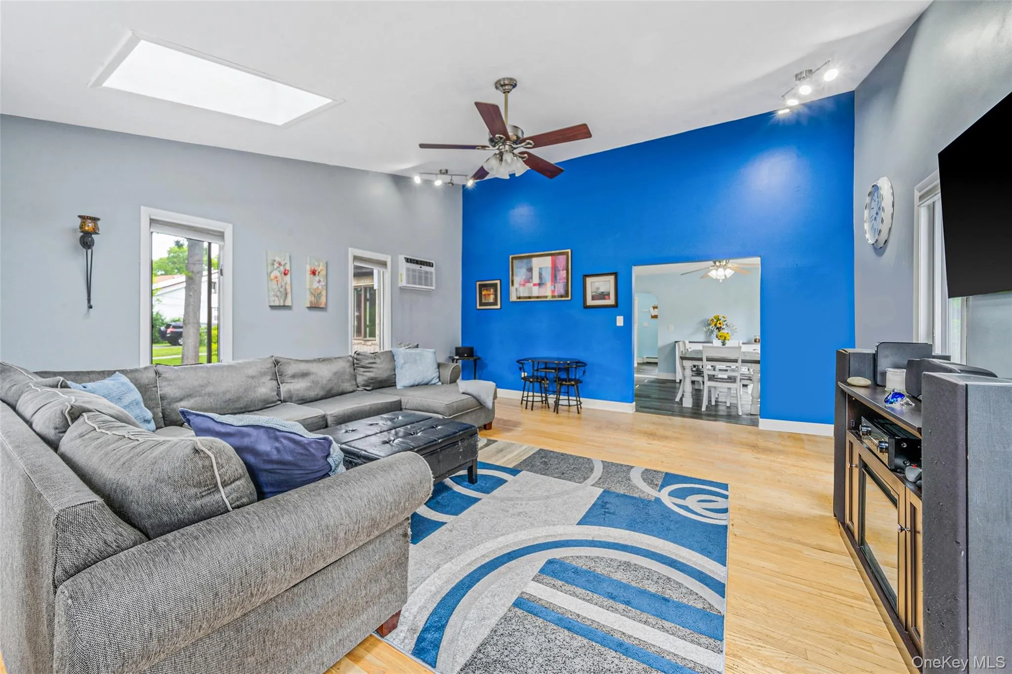 1333 Boston Avenue, Islip, NY, 3 Bedrooms Bedrooms, 7 Rooms Rooms,2 BathroomsBathrooms,Residential,For Rent,Boston,0,999745 1333 Boston Avenue, Islip, NY, 3 Bedrooms Bedrooms, 7 Rooms Rooms,2 BathroomsBathrooms,Residential,For Rent,Boston,0,999745