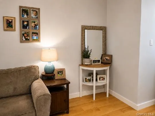 565 Avenue A, Hempstead, NY, 1 Bedroom Bedrooms, 4 Rooms Rooms,1 BathroomBathrooms,Residential,For Rent,Avenue A,0,999747 565 Avenue A, Hempstead, NY, 1 Bedroom Bedrooms, 4 Rooms Rooms,1 BathroomBathrooms,Residential,For Rent,Avenue A,0,999747