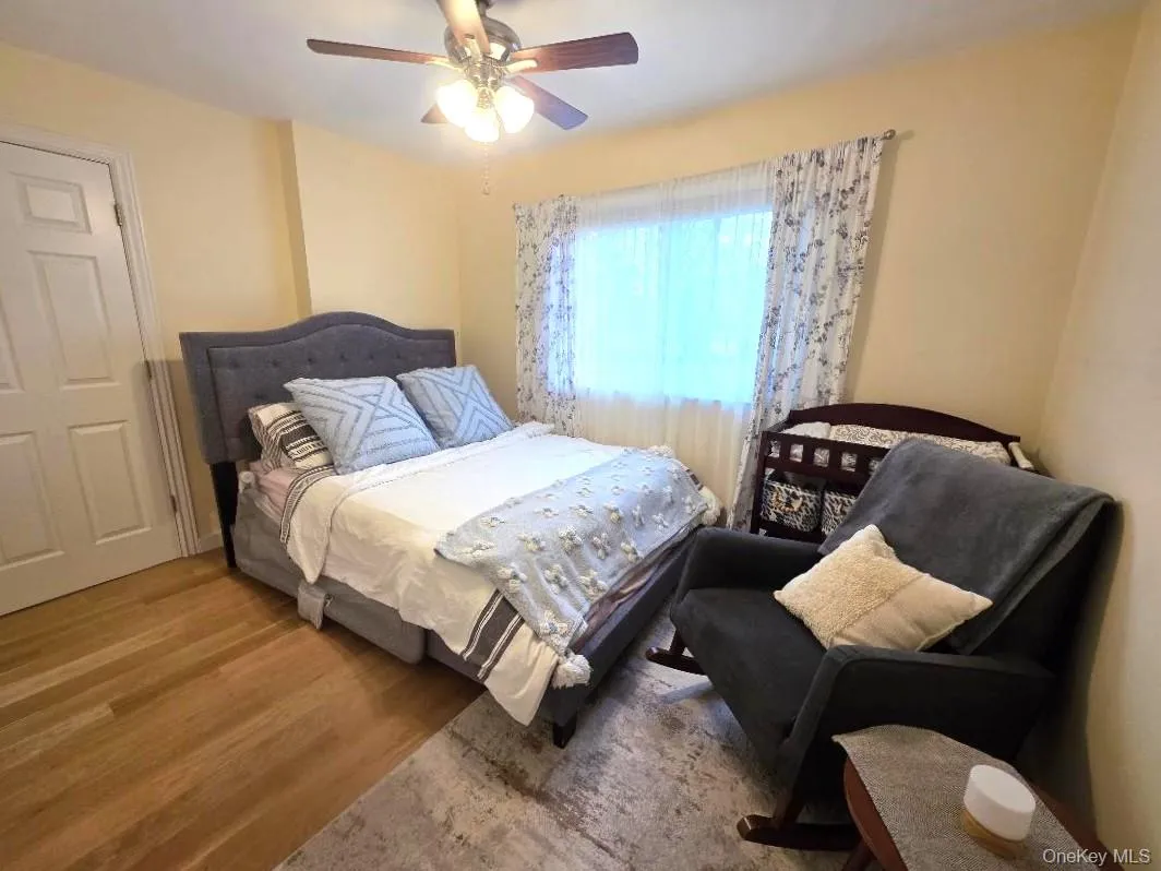 565 Avenue A, Hempstead, NY, 1 Bedroom Bedrooms, 4 Rooms Rooms,1 BathroomBathrooms,Residential,For Rent,Avenue A,0,999747 565 Avenue A, Hempstead, NY, 1 Bedroom Bedrooms, 4 Rooms Rooms,1 BathroomBathrooms,Residential,For Rent,Avenue A,0,999747