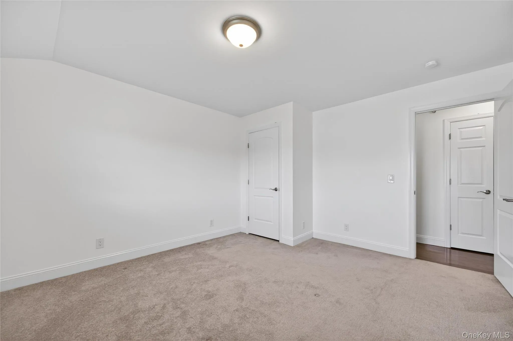 8 Lee Gray Court, Glen Cove, NY, 4 Bedrooms Bedrooms, 7 Rooms Rooms,2 BathroomsBathrooms,Residential Lease,For Rent,Lee Gray,0,999764 8 Lee Gray Court, Glen Cove, NY, 4 Bedrooms Bedrooms, 7 Rooms Rooms,2 BathroomsBathrooms,Residential Lease,For Rent,Lee Gray,0,999764