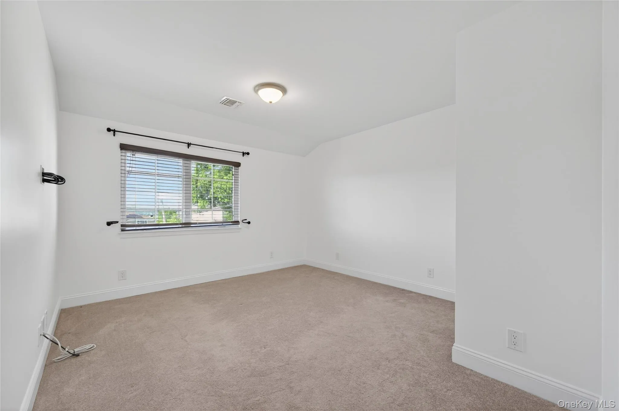 8 Lee Gray Court, Glen Cove, NY, 4 Bedrooms Bedrooms, 7 Rooms Rooms,2 BathroomsBathrooms,Residential Lease,For Rent,Lee Gray,0,999764 8 Lee Gray Court, Glen Cove, NY, 4 Bedrooms Bedrooms, 7 Rooms Rooms,2 BathroomsBathrooms,Residential Lease,For Rent,Lee Gray,0,999764