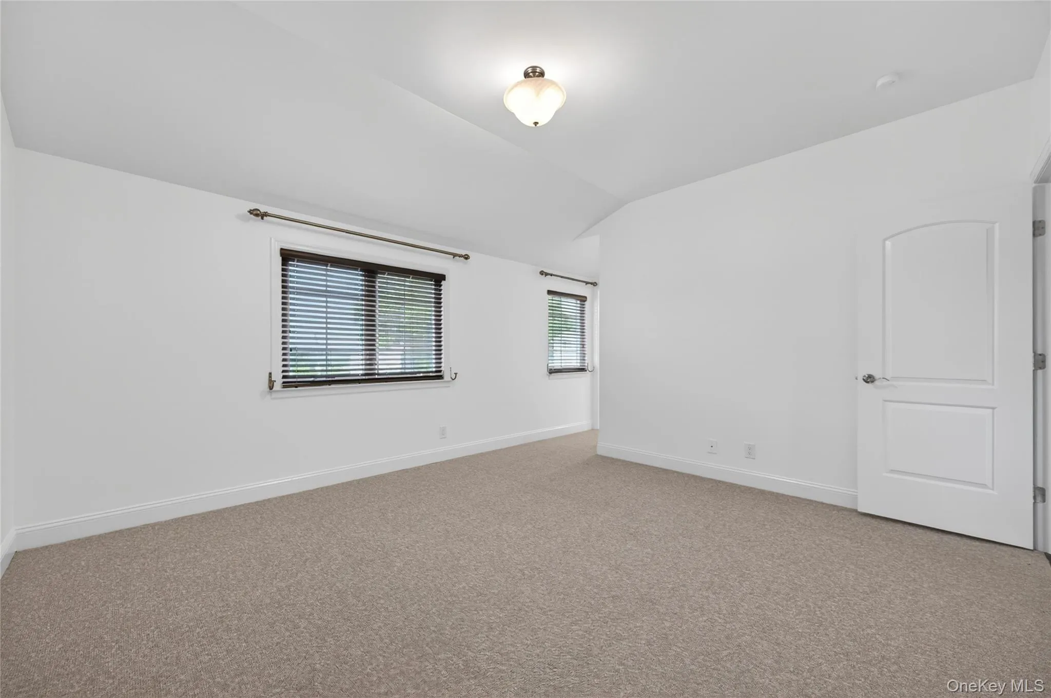 8 Lee Gray Court, Glen Cove, NY, 4 Bedrooms Bedrooms, 7 Rooms Rooms,2 BathroomsBathrooms,Residential Lease,For Rent,Lee Gray,0,999764 8 Lee Gray Court, Glen Cove, NY, 4 Bedrooms Bedrooms, 7 Rooms Rooms,2 BathroomsBathrooms,Residential Lease,For Rent,Lee Gray,0,999764