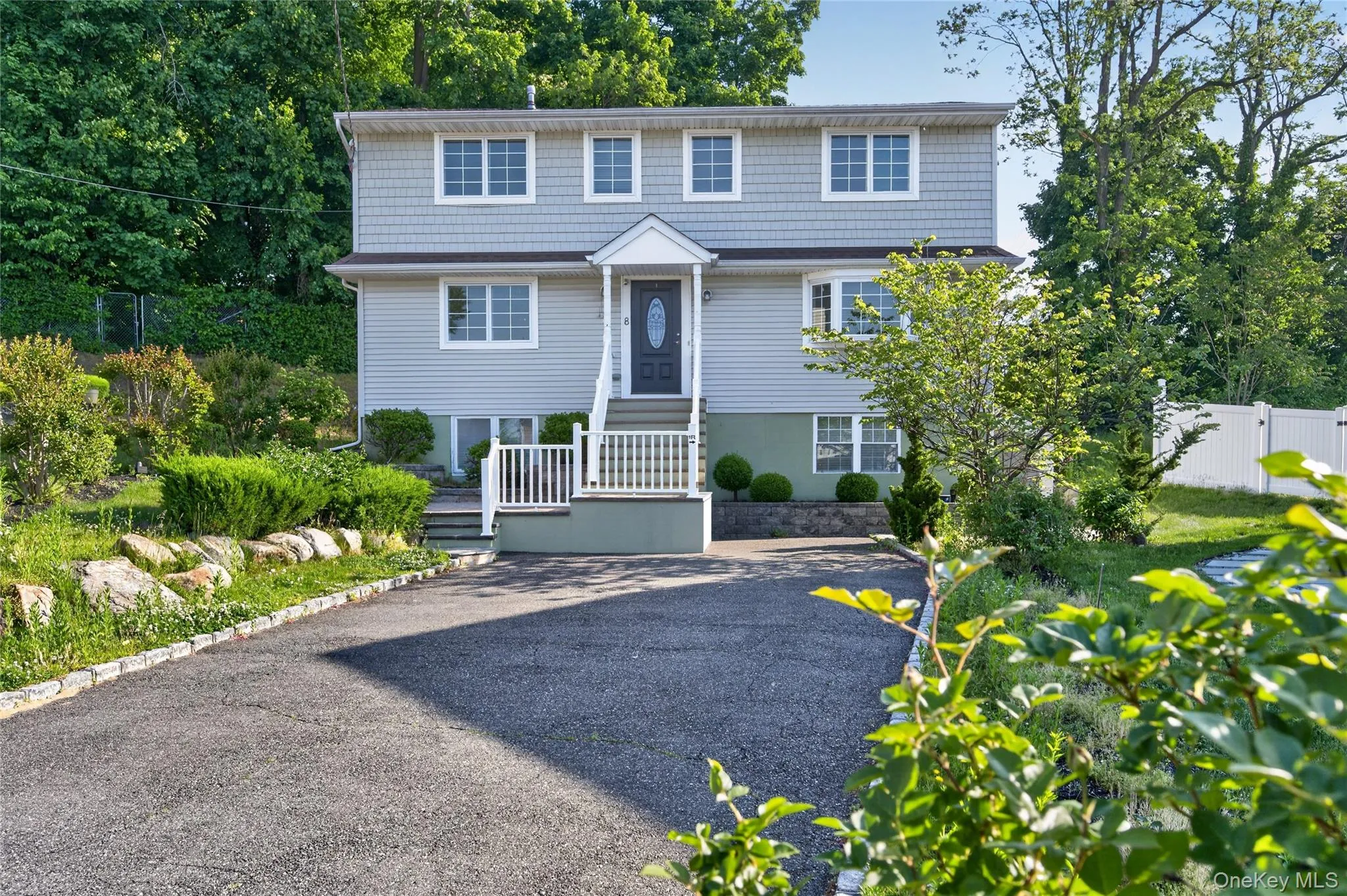 8 Lee Gray Court, Glen Cove, NY, 4 Bedrooms Bedrooms, 7 Rooms Rooms,2 BathroomsBathrooms,Residential Lease,For Rent,Lee Gray,0,999764 8 Lee Gray Court, Glen Cove, NY, 4 Bedrooms Bedrooms, 7 Rooms Rooms,2 BathroomsBathrooms,Residential Lease,For Rent,Lee Gray,0,999764