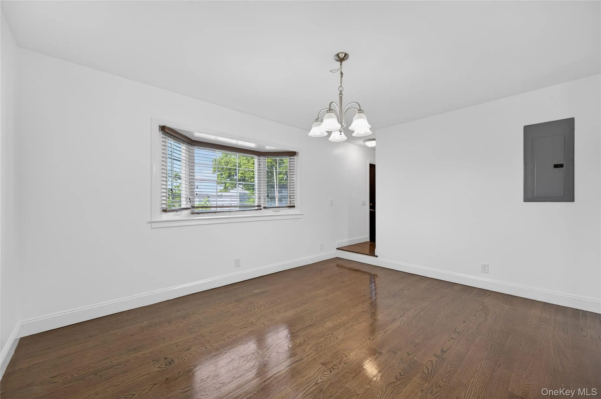 Formal Dining Room open to Den Formal Dining Room open to Den