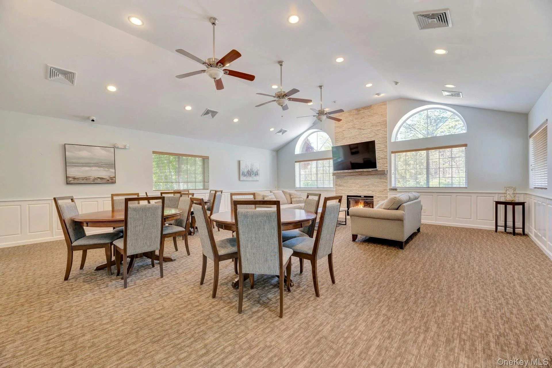 125 Farm House Court, Brookhaven, NY, 2 Bedrooms Bedrooms, 5 Rooms Rooms,1 BathroomBathrooms,Residential Sale,For Rent,Farm House,0,999767 125 Farm House Court, Brookhaven, NY, 2 Bedrooms Bedrooms, 5 Rooms Rooms,1 BathroomBathrooms,Residential Sale,For Rent,Farm House,0,999767