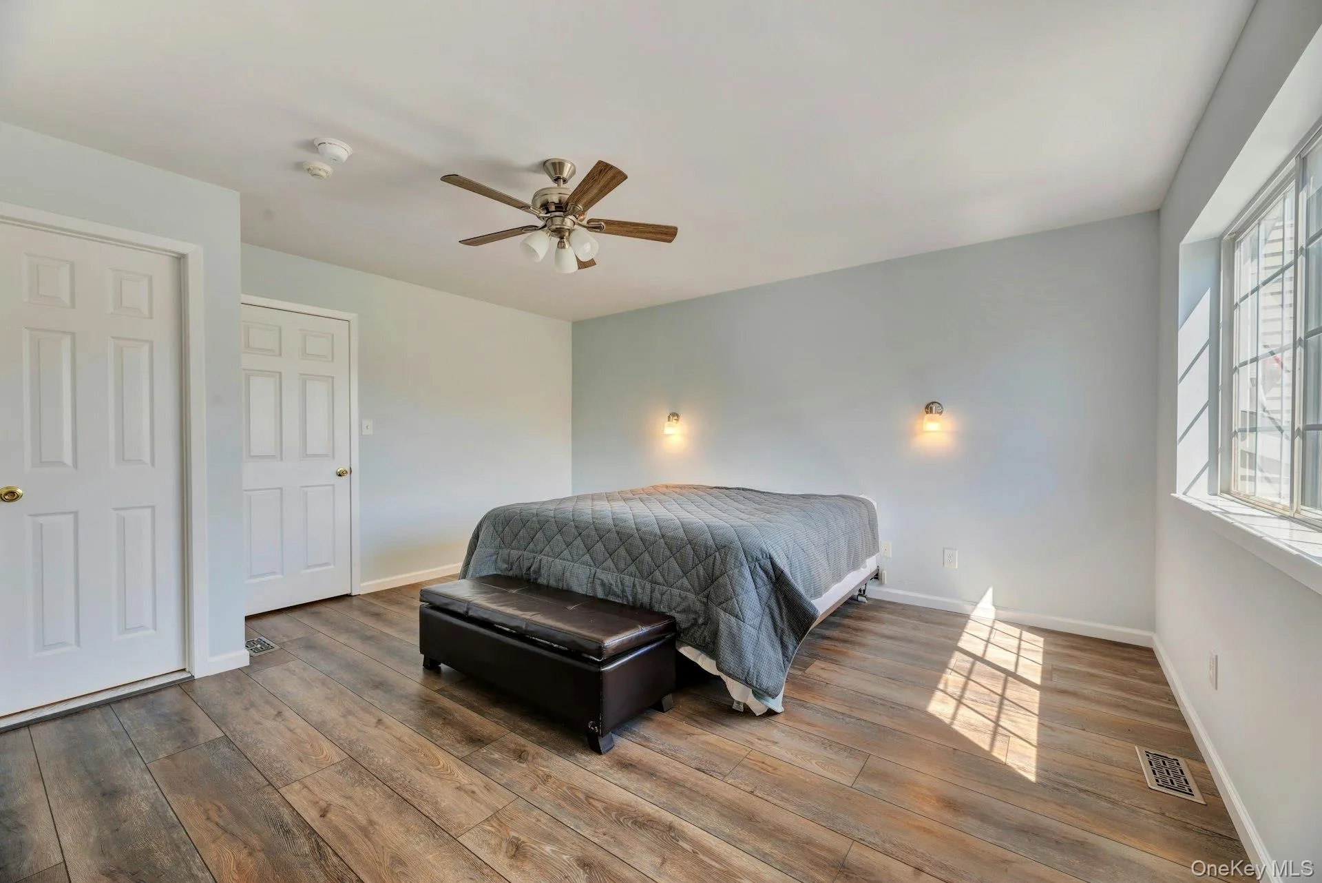 125 Farm House Court, Brookhaven, NY, 2 Bedrooms Bedrooms, 5 Rooms Rooms,1 BathroomBathrooms,Residential Sale,For Rent,Farm House,0,999767 125 Farm House Court, Brookhaven, NY, 2 Bedrooms Bedrooms, 5 Rooms Rooms,1 BathroomBathrooms,Residential Sale,For Rent,Farm House,0,999767
