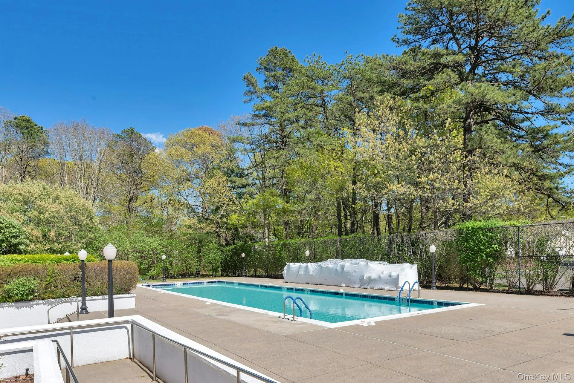 125 Farm House Court, Brookhaven, NY, 2 Bedrooms Bedrooms, 5 Rooms Rooms,1 BathroomBathrooms,Residential Sale,For Rent,Farm House,0,999767 125 Farm House Court, Brookhaven, NY, 2 Bedrooms Bedrooms, 5 Rooms Rooms,1 BathroomBathrooms,Residential Sale,For Rent,Farm House,0,999767
