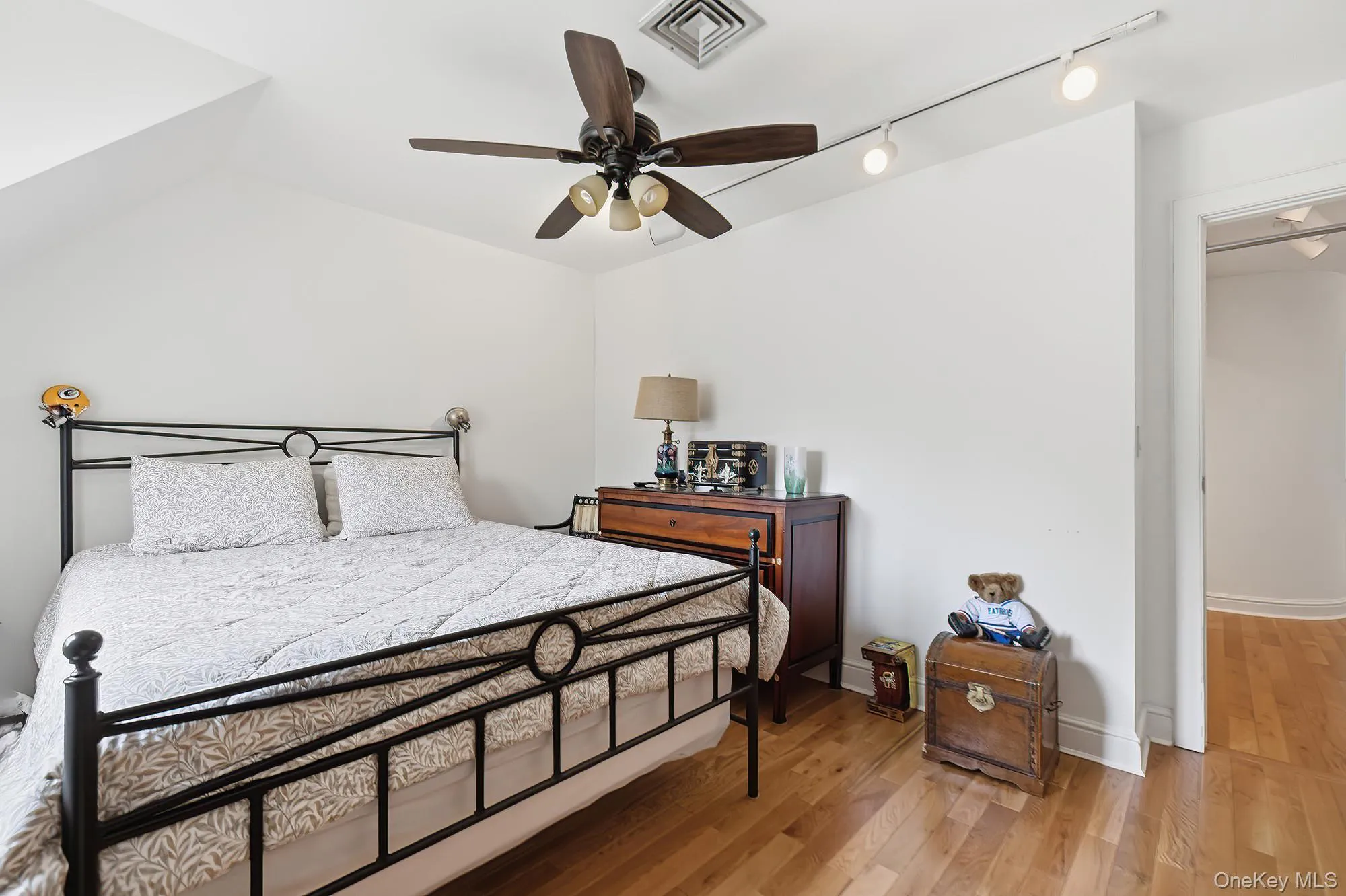 Bedroom Bedroom