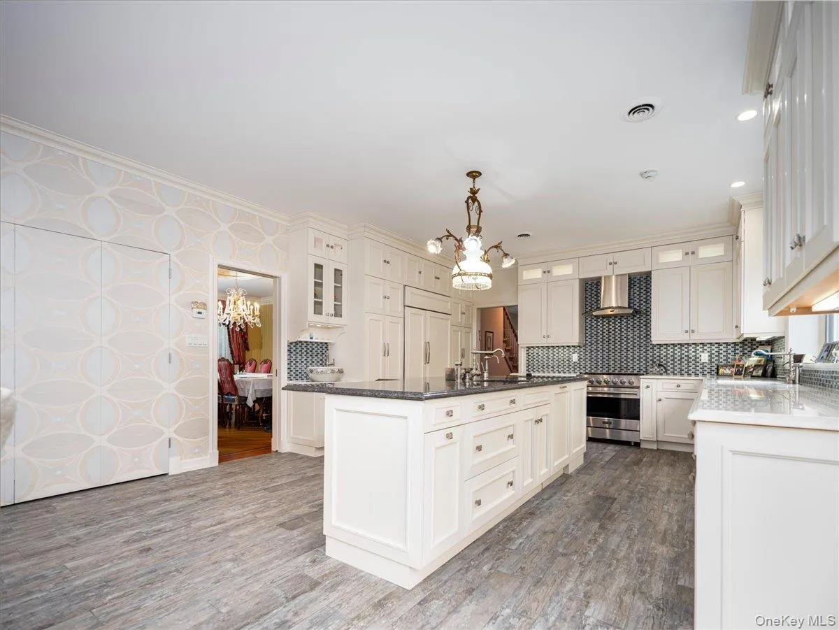 11 Bartlett Road, Ramapo, NY, 8 Bedrooms Bedrooms, 15 Rooms Rooms,5 BathroomsBathrooms,Residential Sale,For Rent,Bartlett,0,999779 11 Bartlett Road, Ramapo, NY, 8 Bedrooms Bedrooms, 15 Rooms Rooms,5 BathroomsBathrooms,Residential Sale,For Rent,Bartlett,0,999779