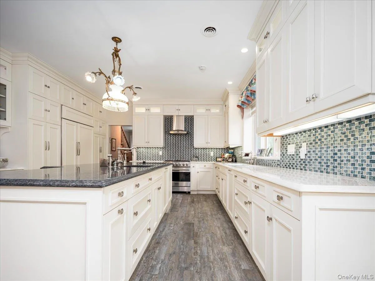 11 Bartlett Road, Ramapo, NY, 8 Bedrooms Bedrooms, 15 Rooms Rooms,5 BathroomsBathrooms,Residential Sale,For Rent,Bartlett,0,999779 11 Bartlett Road, Ramapo, NY, 8 Bedrooms Bedrooms, 15 Rooms Rooms,5 BathroomsBathrooms,Residential Sale,For Rent,Bartlett,0,999779