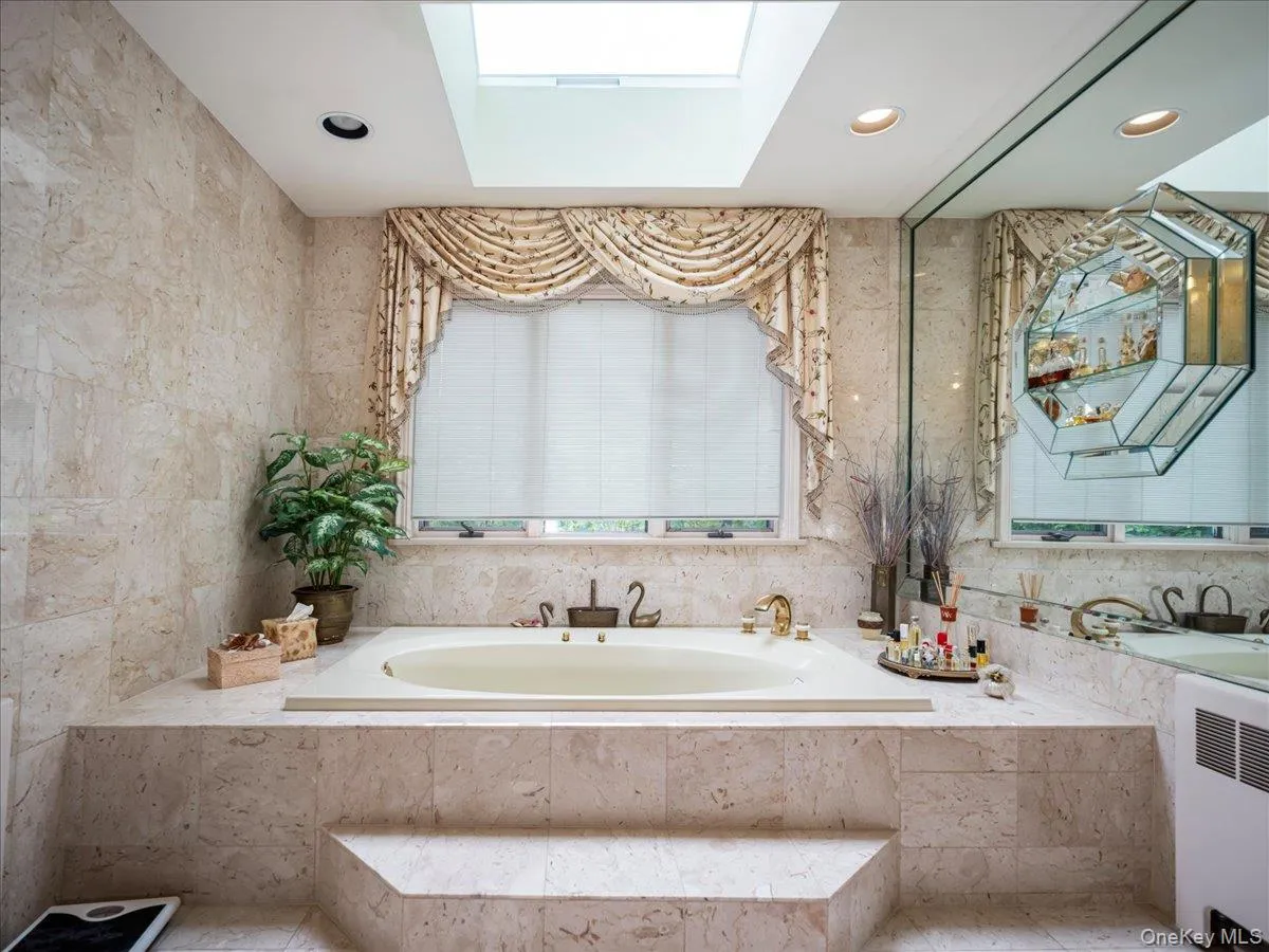 11 Bartlett Road, Ramapo, NY, 8 Bedrooms Bedrooms, 15 Rooms Rooms,5 BathroomsBathrooms,Residential Sale,For Rent,Bartlett,0,999779 11 Bartlett Road, Ramapo, NY, 8 Bedrooms Bedrooms, 15 Rooms Rooms,5 BathroomsBathrooms,Residential Sale,For Rent,Bartlett,0,999779