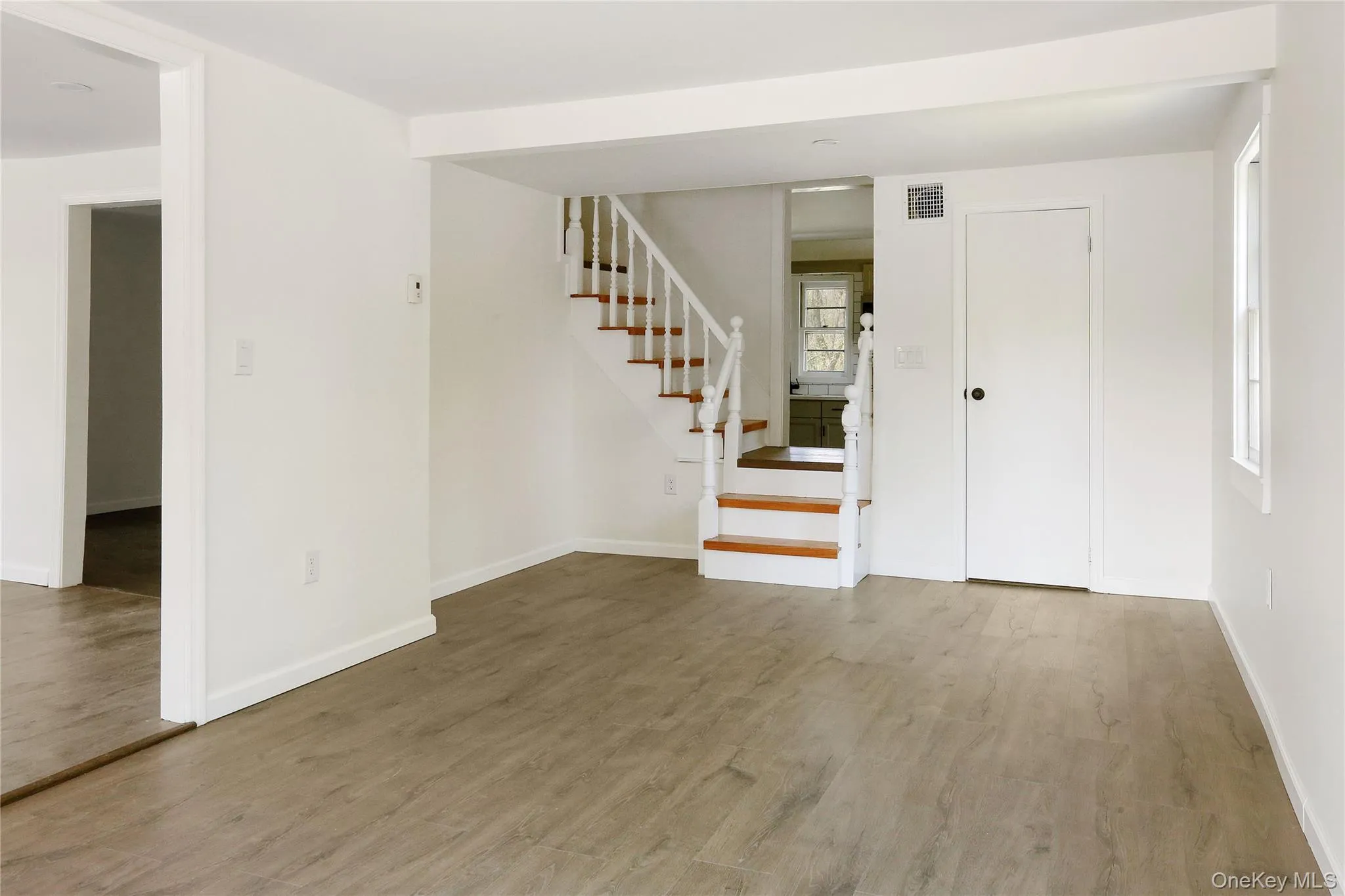 1 Lower Whitfield Road, Rochester, NY, 6 Bedrooms Bedrooms, 14 Rooms Rooms,2 BathroomsBathrooms,Residential,For Rent,Lower Whitfield,0,999782 1 Lower Whitfield Road, Rochester, NY, 6 Bedrooms Bedrooms, 14 Rooms Rooms,2 BathroomsBathrooms,Residential,For Rent,Lower Whitfield,0,999782