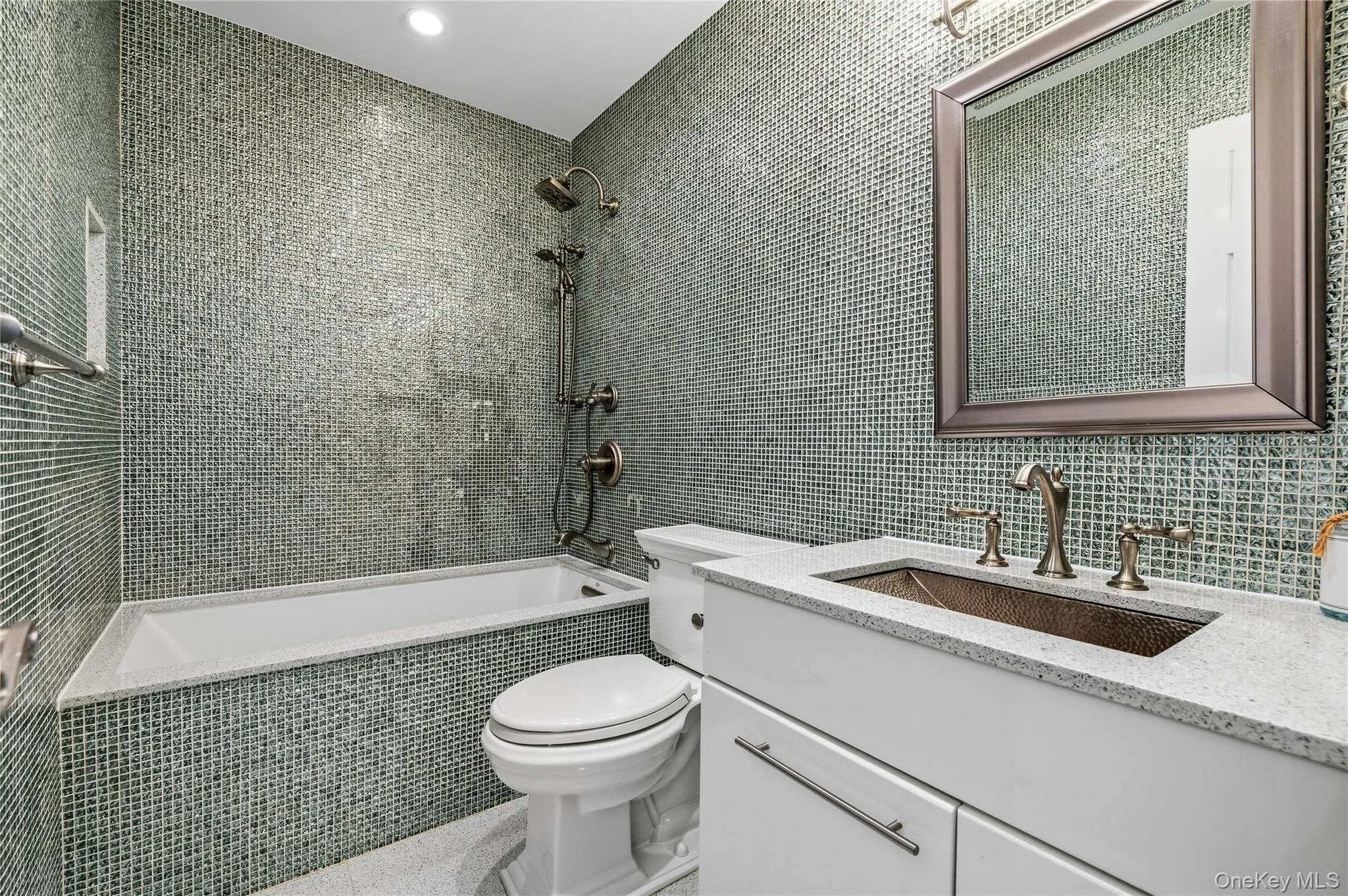 68 Maple Avenue, Oyster Bay, NY, 5 Bedrooms Bedrooms, 15 Rooms Rooms,7 BathroomsBathrooms,Residential,For Rent,Maple,0,999787 68 Maple Avenue, Oyster Bay, NY, 5 Bedrooms Bedrooms, 15 Rooms Rooms,7 BathroomsBathrooms,Residential,For Rent,Maple,0,999787