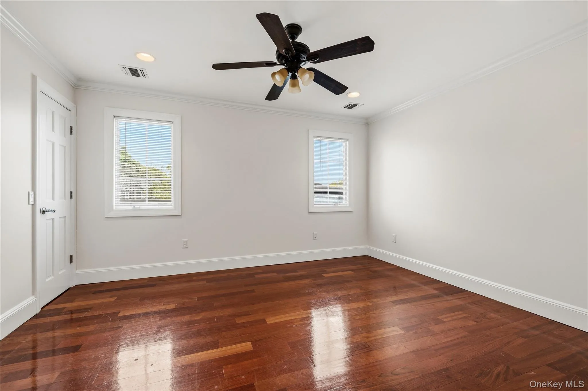 68 Maple Avenue, Oyster Bay, NY, 5 Bedrooms Bedrooms, 15 Rooms Rooms,7 BathroomsBathrooms,Residential,For Rent,Maple,0,999787 68 Maple Avenue, Oyster Bay, NY, 5 Bedrooms Bedrooms, 15 Rooms Rooms,7 BathroomsBathrooms,Residential,For Rent,Maple,0,999787