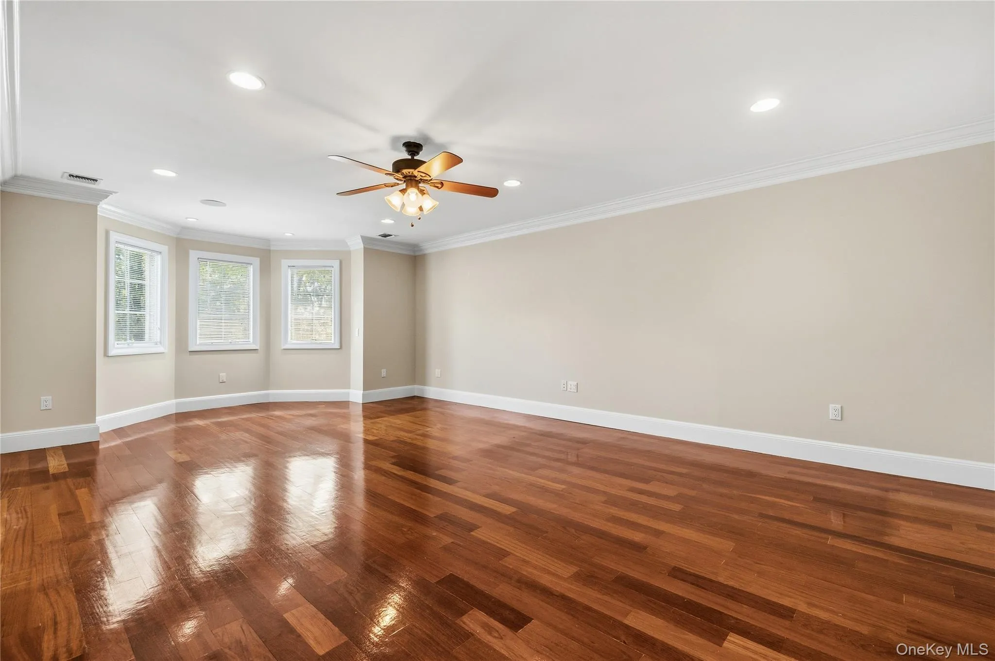 68 Maple Avenue, Oyster Bay, NY, 5 Bedrooms Bedrooms, 15 Rooms Rooms,7 BathroomsBathrooms,Residential,For Rent,Maple,0,999787 68 Maple Avenue, Oyster Bay, NY, 5 Bedrooms Bedrooms, 15 Rooms Rooms,7 BathroomsBathrooms,Residential,For Rent,Maple,0,999787