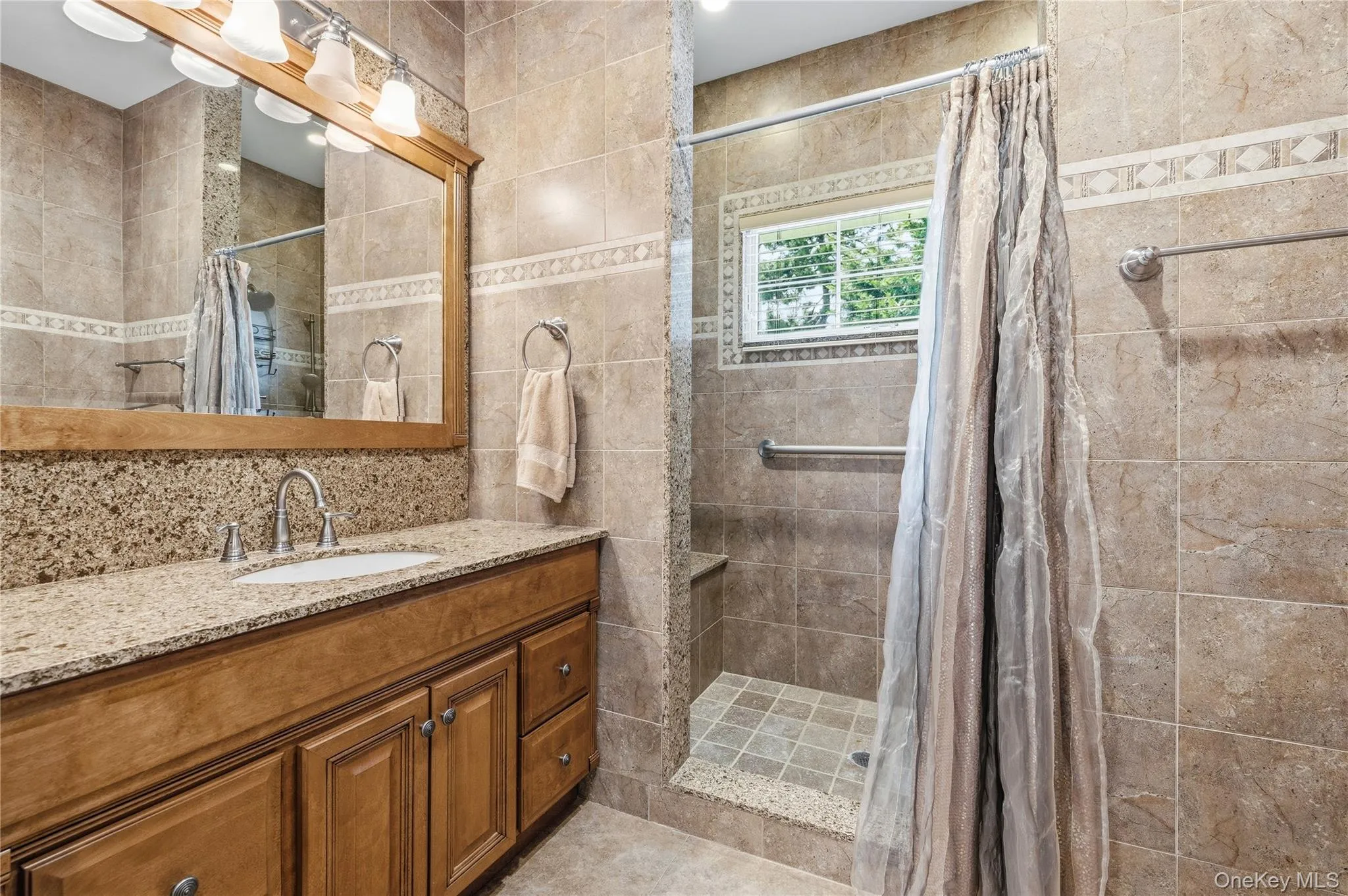 68 Maple Avenue, Oyster Bay, NY, 5 Bedrooms Bedrooms, 15 Rooms Rooms,7 BathroomsBathrooms,Residential,For Rent,Maple,0,999787 68 Maple Avenue, Oyster Bay, NY, 5 Bedrooms Bedrooms, 15 Rooms Rooms,7 BathroomsBathrooms,Residential,For Rent,Maple,0,999787