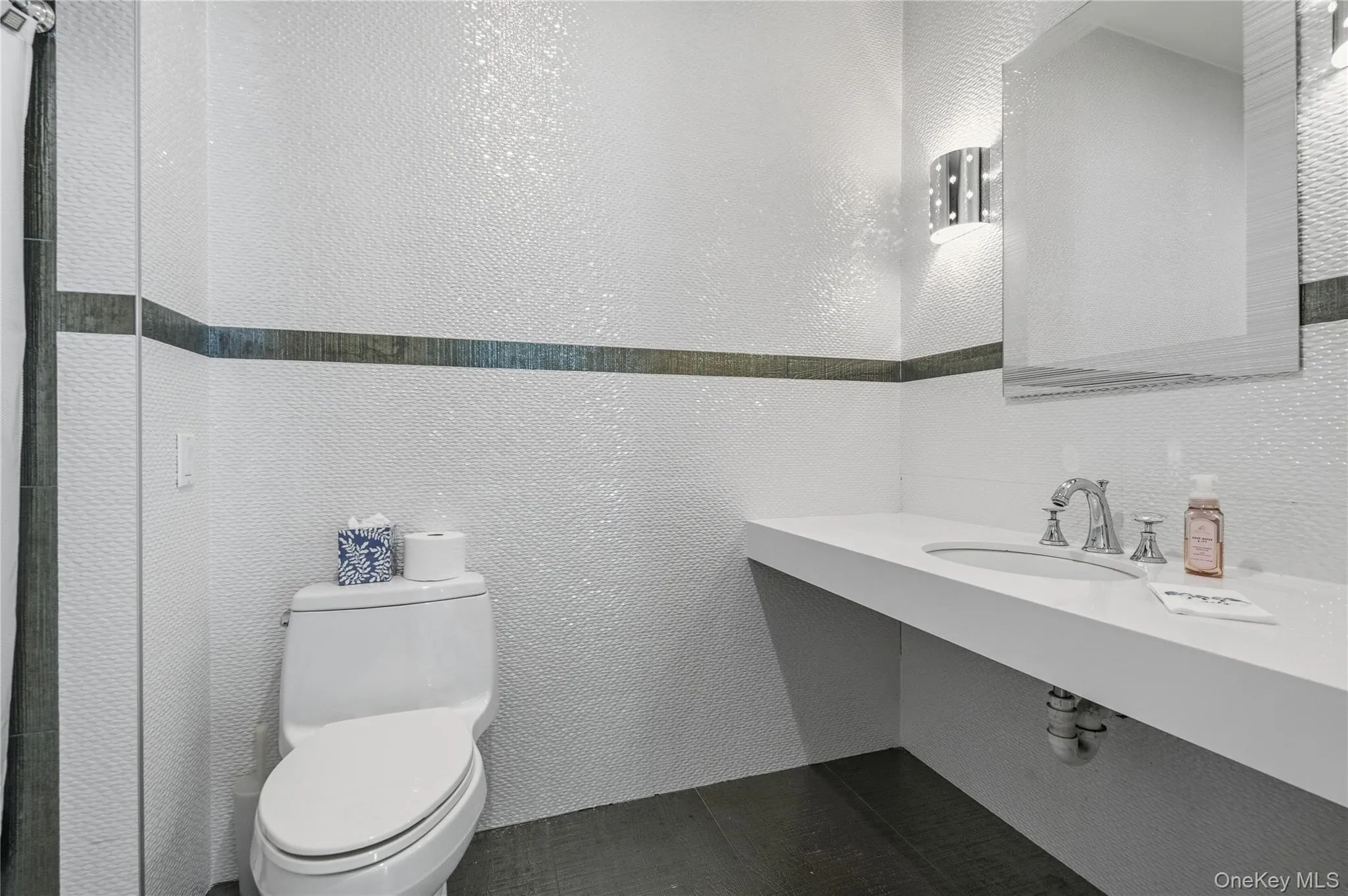68 Maple Avenue, Oyster Bay, NY, 5 Bedrooms Bedrooms, 15 Rooms Rooms,7 BathroomsBathrooms,Residential,For Rent,Maple,0,999787 68 Maple Avenue, Oyster Bay, NY, 5 Bedrooms Bedrooms, 15 Rooms Rooms,7 BathroomsBathrooms,Residential,For Rent,Maple,0,999787