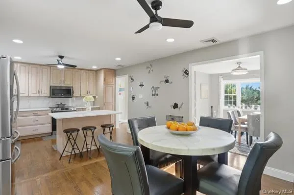 31 Laura Road, Monroe, NY, 3 Bedrooms Bedrooms, 8 Rooms Rooms,2 BathroomsBathrooms,Residential,For Rent,Laura,0,999789 31 Laura Road, Monroe, NY, 3 Bedrooms Bedrooms, 8 Rooms Rooms,2 BathroomsBathrooms,Residential,For Rent,Laura,0,999789