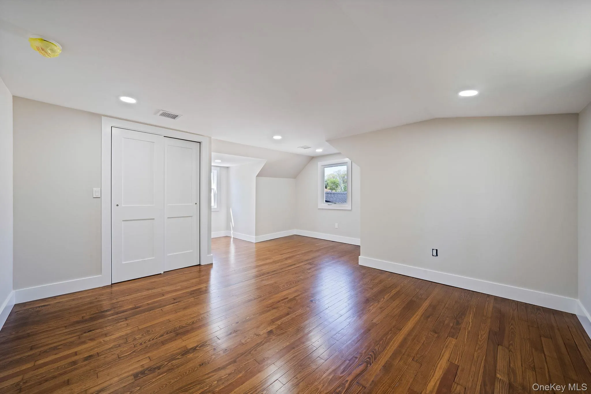 81 24th Street, Huntington, NY, 4 Bedrooms Bedrooms, 7 Rooms Rooms,2 BathroomsBathrooms,Residential Sale,For Rent,24th,0,999799 81 24th Street, Huntington, NY, 4 Bedrooms Bedrooms, 7 Rooms Rooms,2 BathroomsBathrooms,Residential Sale,For Rent,24th,0,999799