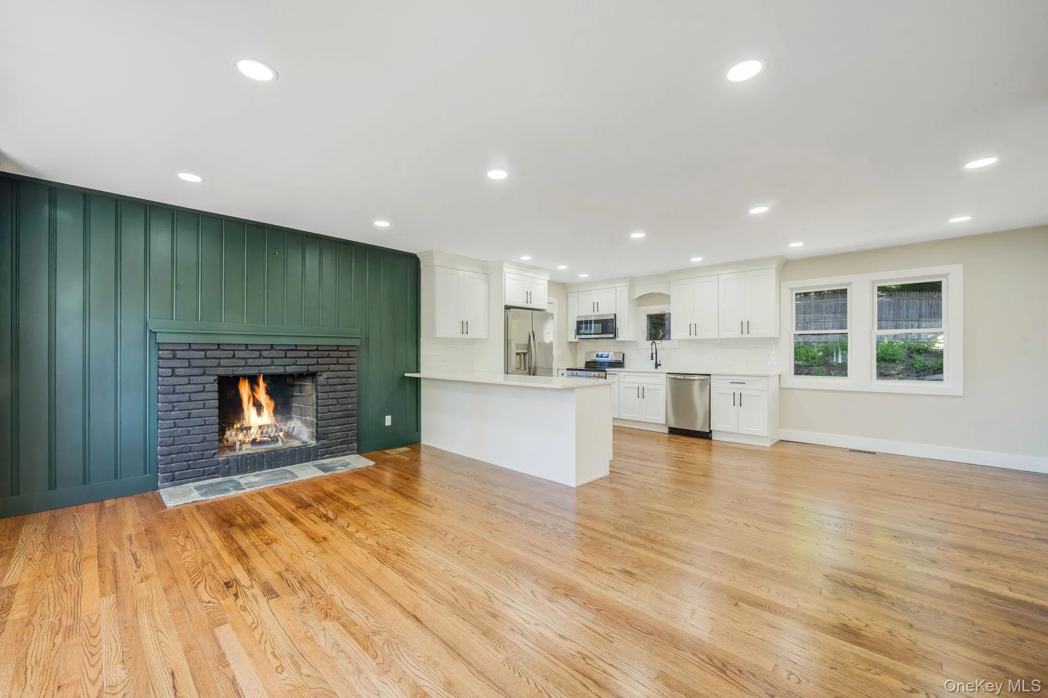 81 24th Street, Huntington, NY, 4 Bedrooms Bedrooms, 7 Rooms Rooms,2 BathroomsBathrooms,Residential Sale,For Rent,24th,0,999799 81 24th Street, Huntington, NY, 4 Bedrooms Bedrooms, 7 Rooms Rooms,2 BathroomsBathrooms,Residential Sale,For Rent,24th,0,999799