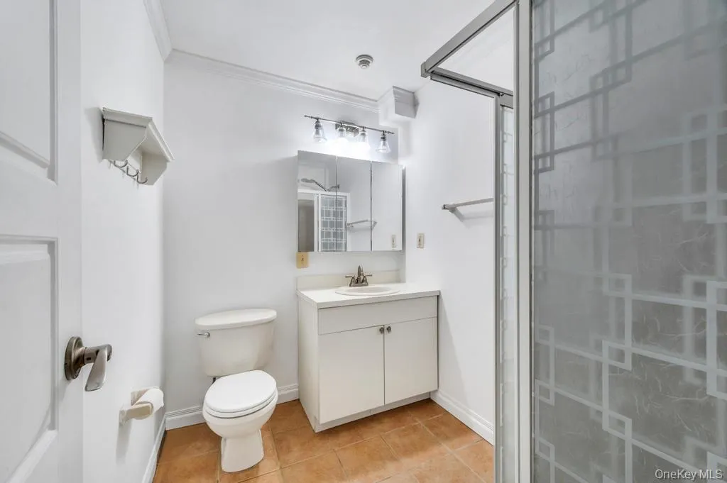 109 Pointe Circle, Brookhaven, NY, 2 Bedrooms Bedrooms, 4 Rooms Rooms,2 BathroomsBathrooms,Residential Lease,For Rent,Pointe,0,999806 109 Pointe Circle, Brookhaven, NY, 2 Bedrooms Bedrooms, 4 Rooms Rooms,2 BathroomsBathrooms,Residential Lease,For Rent,Pointe,0,999806