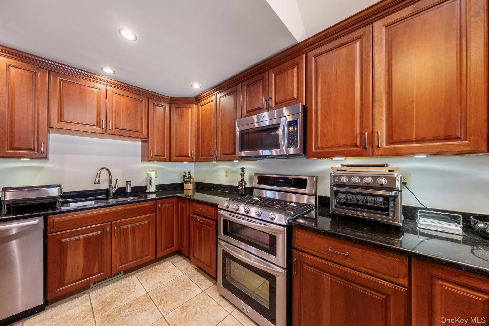 178 Canal Road, Thompson, NY, 2 Bedrooms Bedrooms, 7 Rooms Rooms,1 BathroomBathrooms,Residential Sale,For Rent,Canal,0,999813 178 Canal Road, Thompson, NY, 2 Bedrooms Bedrooms, 7 Rooms Rooms,1 BathroomBathrooms,Residential Sale,For Rent,Canal,0,999813