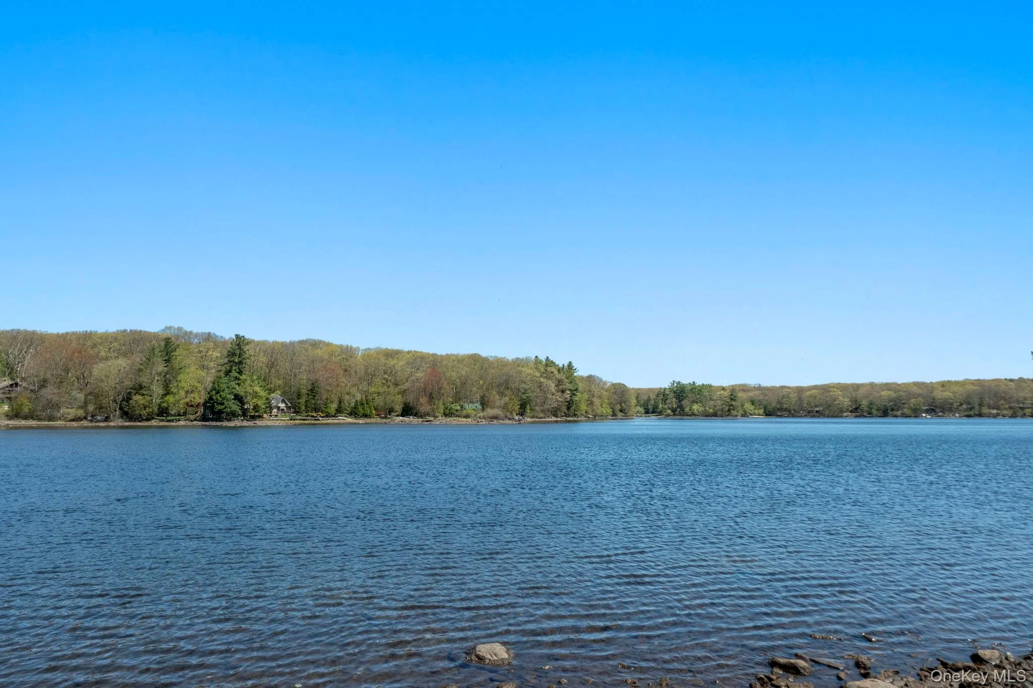 382 Shore Drive, Thompson, NY, 3 Bedrooms Bedrooms, 5 Rooms Rooms,1 BathroomBathrooms,Residential Sale,For Rent,Shore,0,999825 382 Shore Drive, Thompson, NY, 3 Bedrooms Bedrooms, 5 Rooms Rooms,1 BathroomBathrooms,Residential Sale,For Rent,Shore,0,999825