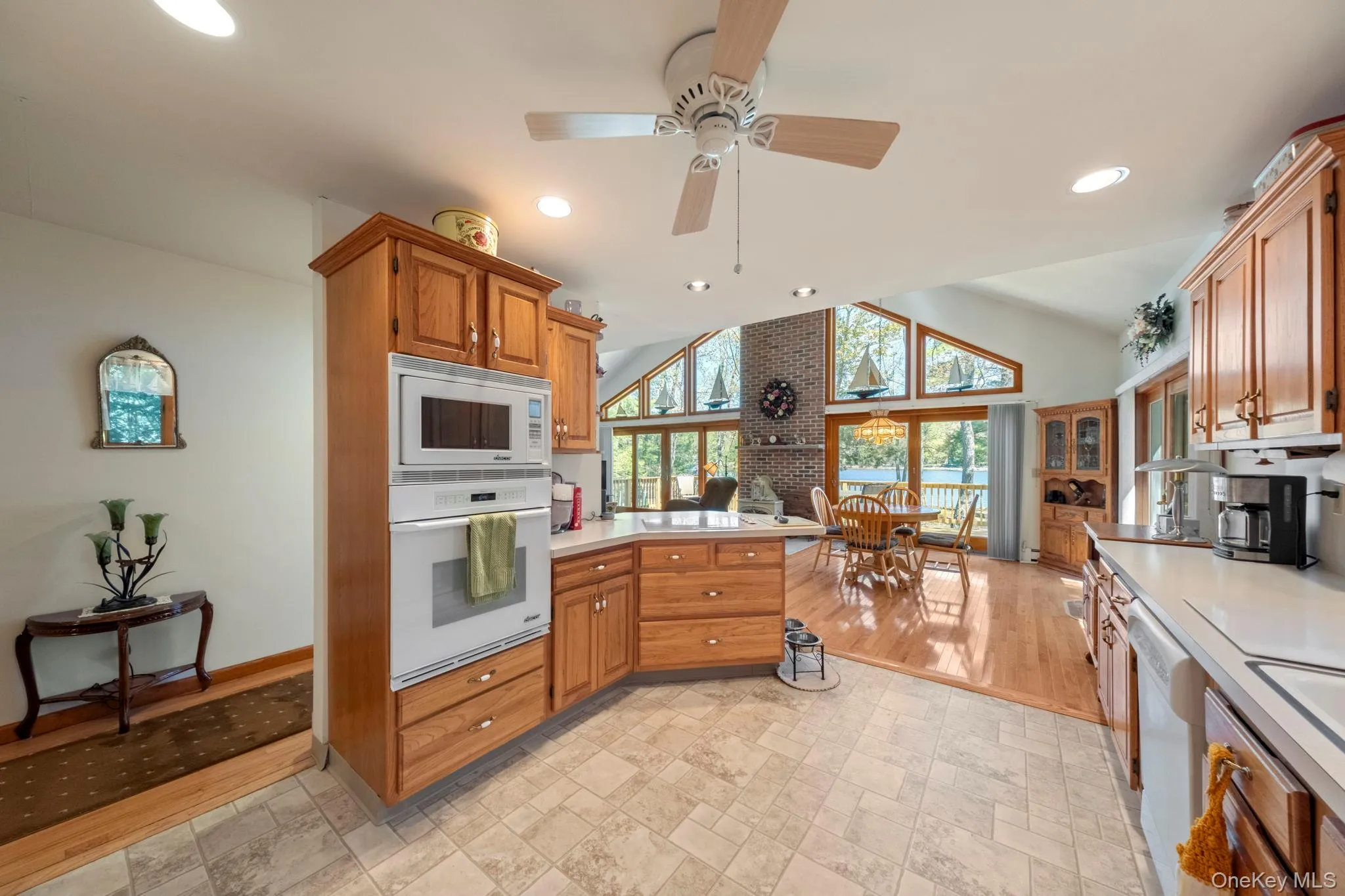 382 Shore Drive, Thompson, NY, 3 Bedrooms Bedrooms, 5 Rooms Rooms,1 BathroomBathrooms,Residential Sale,For Rent,Shore,0,999825 382 Shore Drive, Thompson, NY, 3 Bedrooms Bedrooms, 5 Rooms Rooms,1 BathroomBathrooms,Residential Sale,For Rent,Shore,0,999825