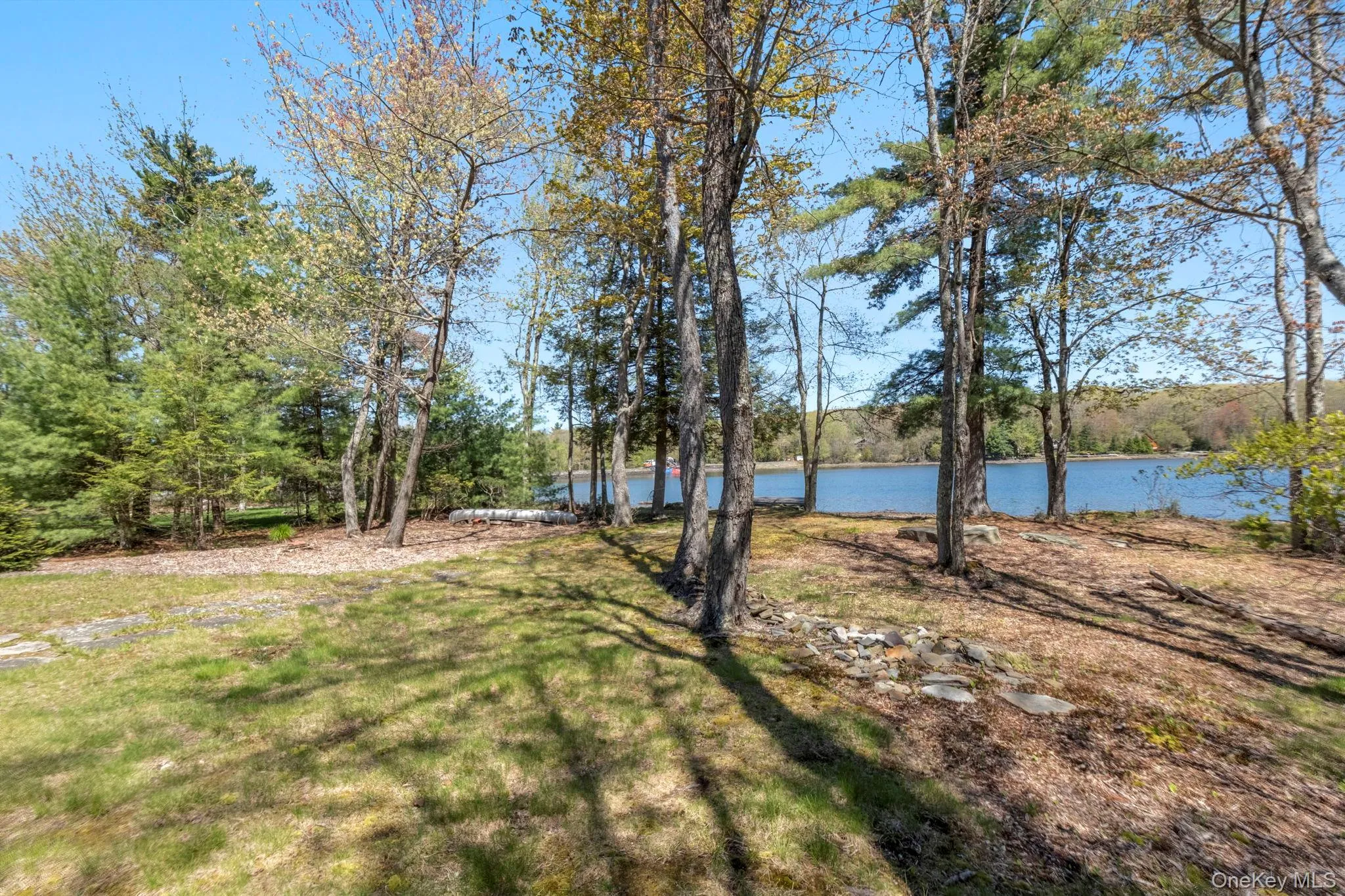 382 Shore Drive, Thompson, NY, 3 Bedrooms Bedrooms, 5 Rooms Rooms,1 BathroomBathrooms,Residential Sale,For Rent,Shore,0,999825 382 Shore Drive, Thompson, NY, 3 Bedrooms Bedrooms, 5 Rooms Rooms,1 BathroomBathrooms,Residential Sale,For Rent,Shore,0,999825